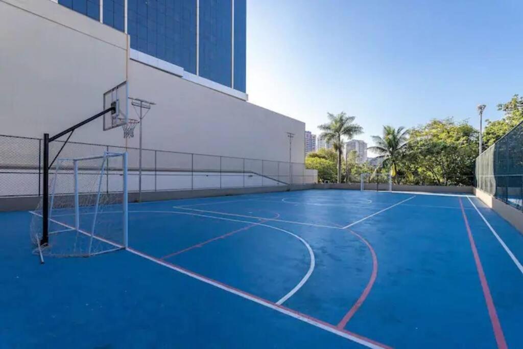 Loft frente praia Barra da Tijuca, ao lado do Windsor