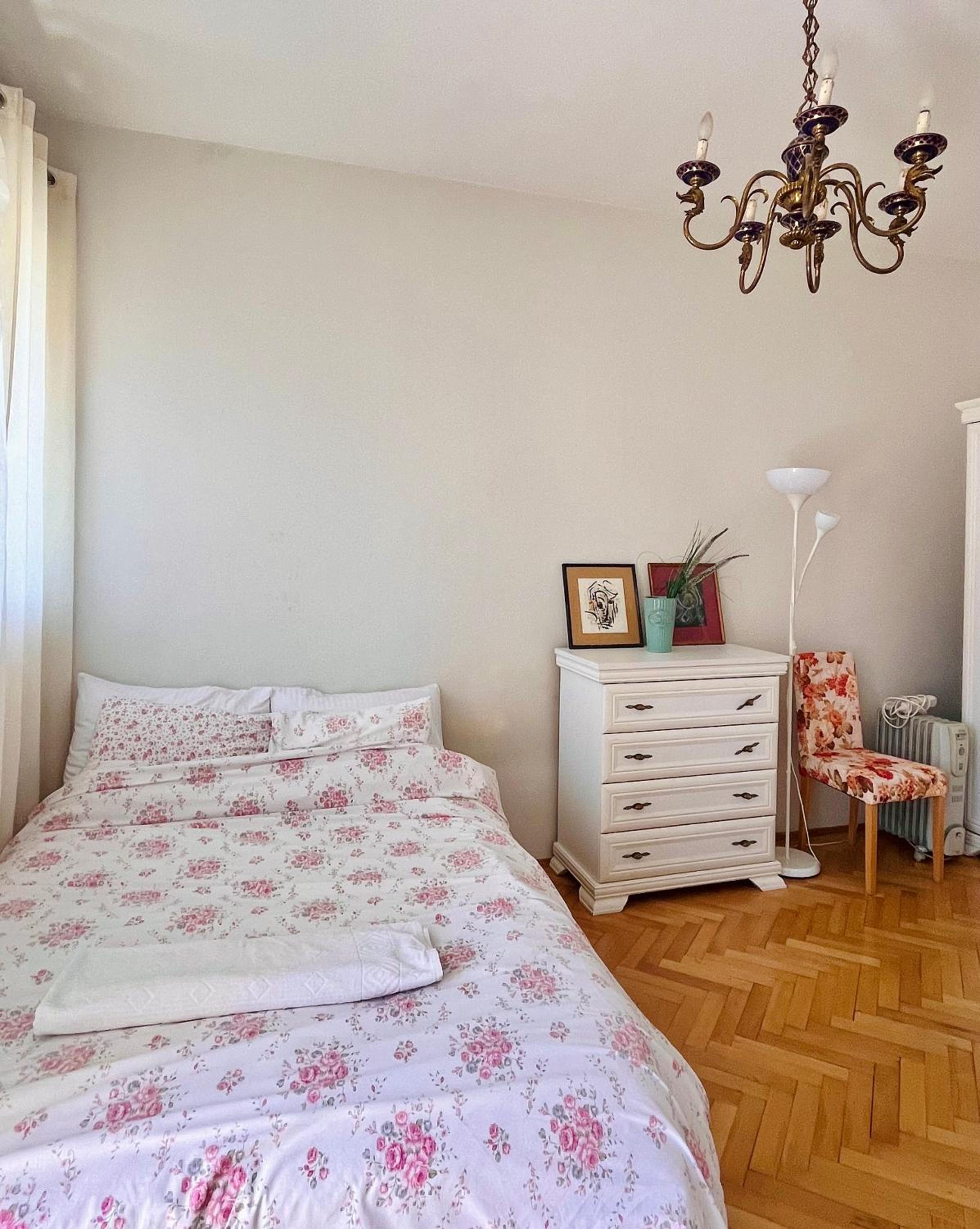Mint Apartment