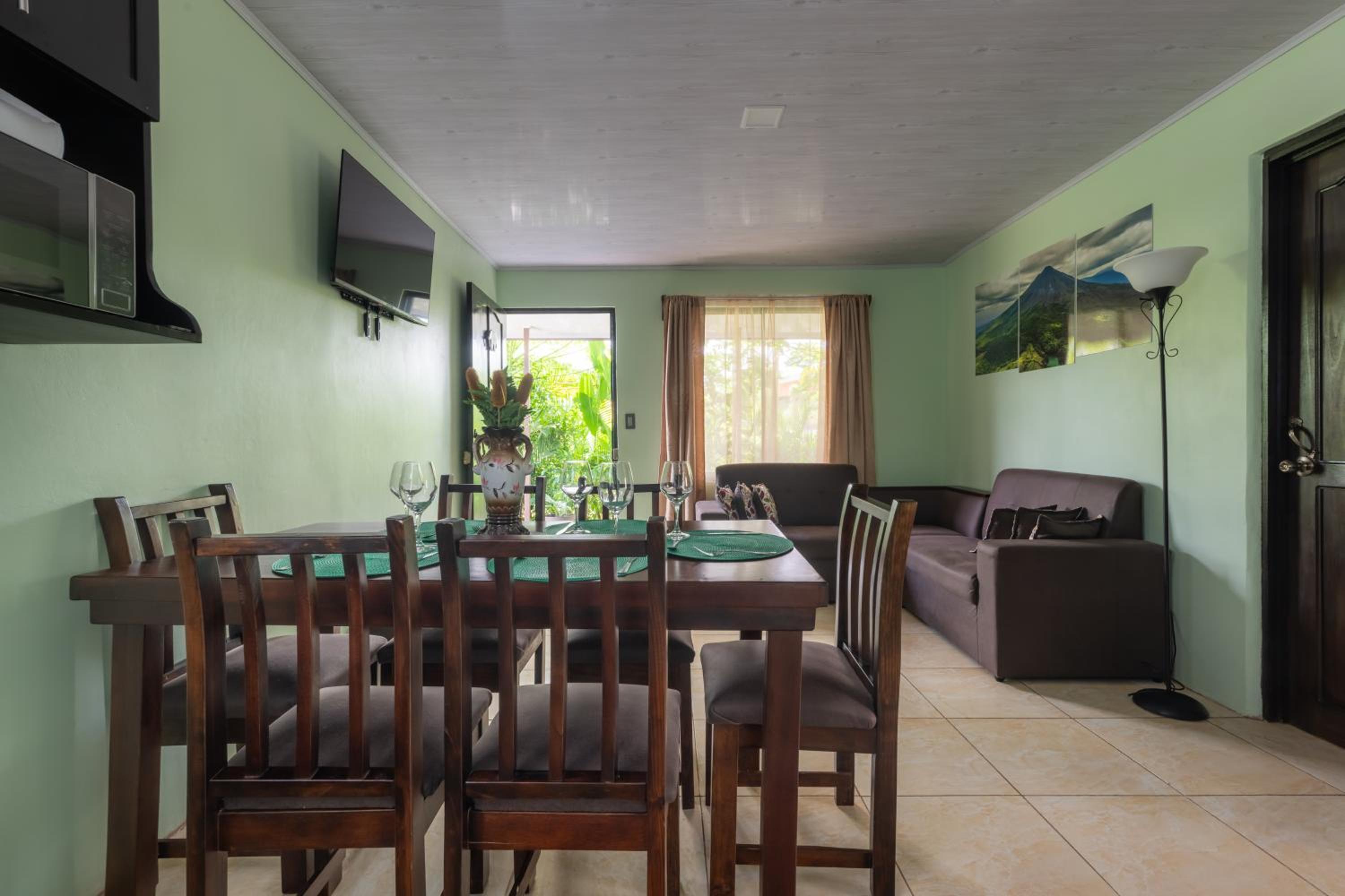 Vacation Home Bartenderluisch