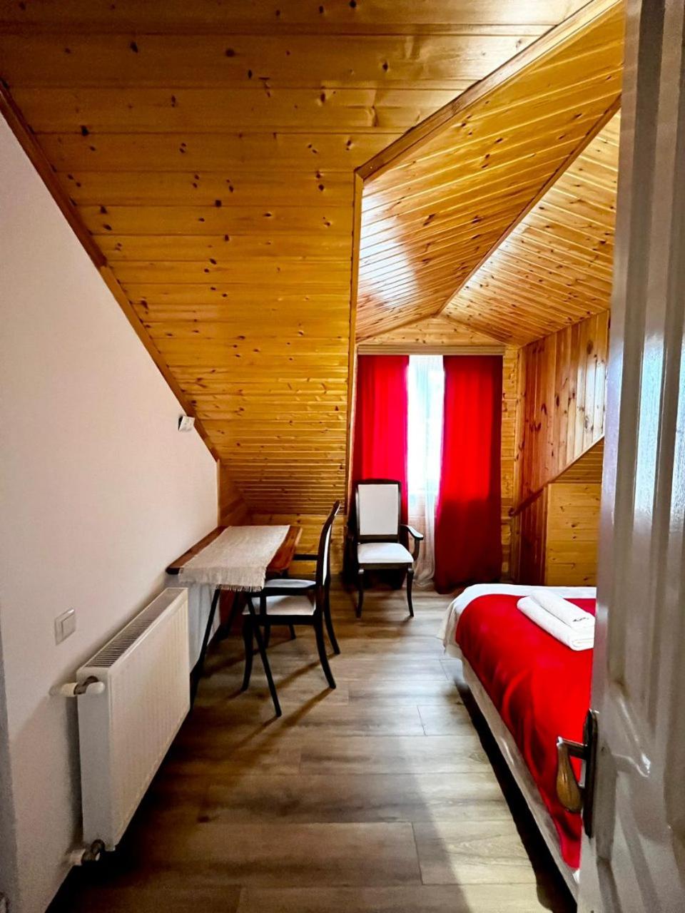 Nino & Irodi's Guest House, photo 32