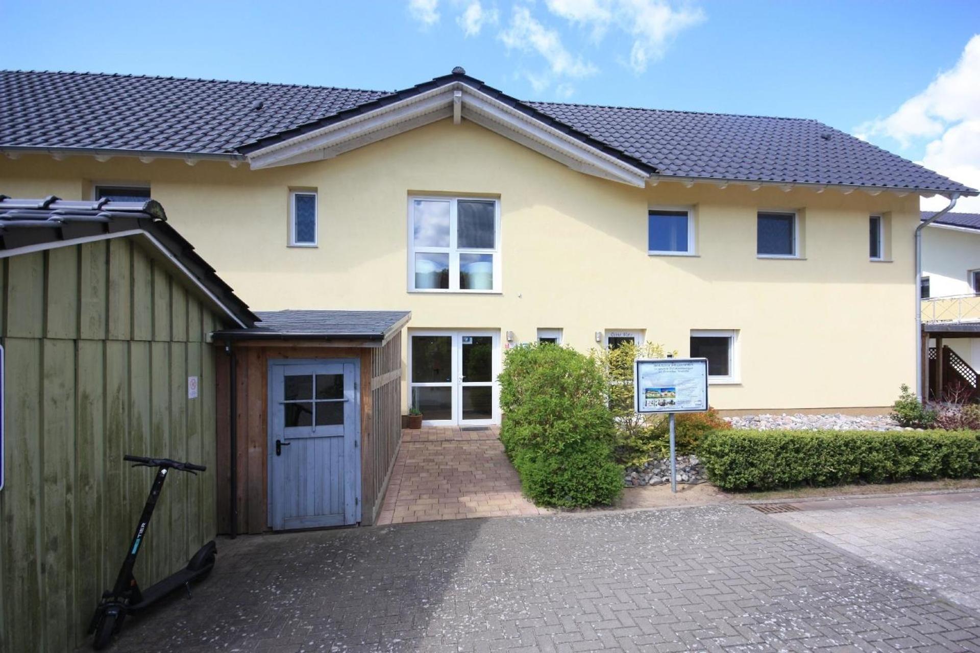 Ferienwohnung in Koserow mit Terrasse, Grill und Garten