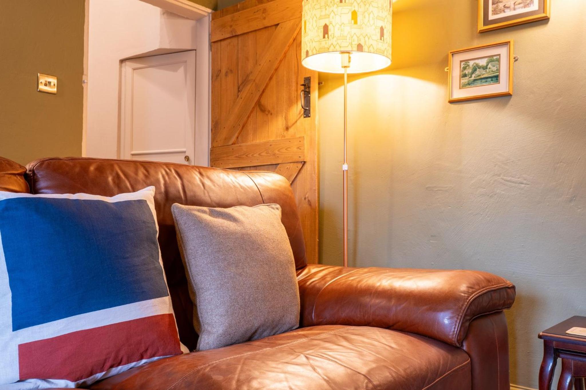 Host & Stay - Well Farm Cottage view 5