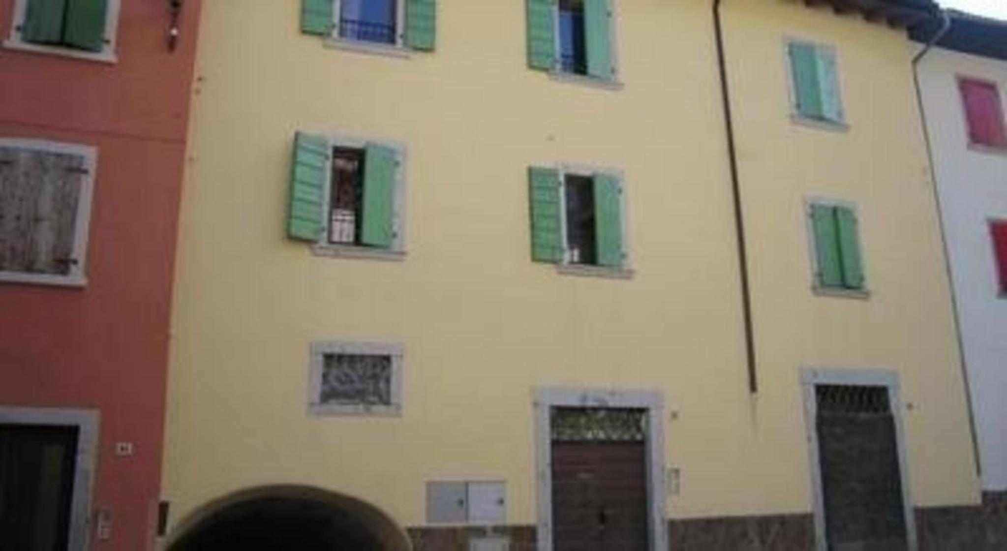 Schönes Appartement in Tiarno Di Sotto mit Garten