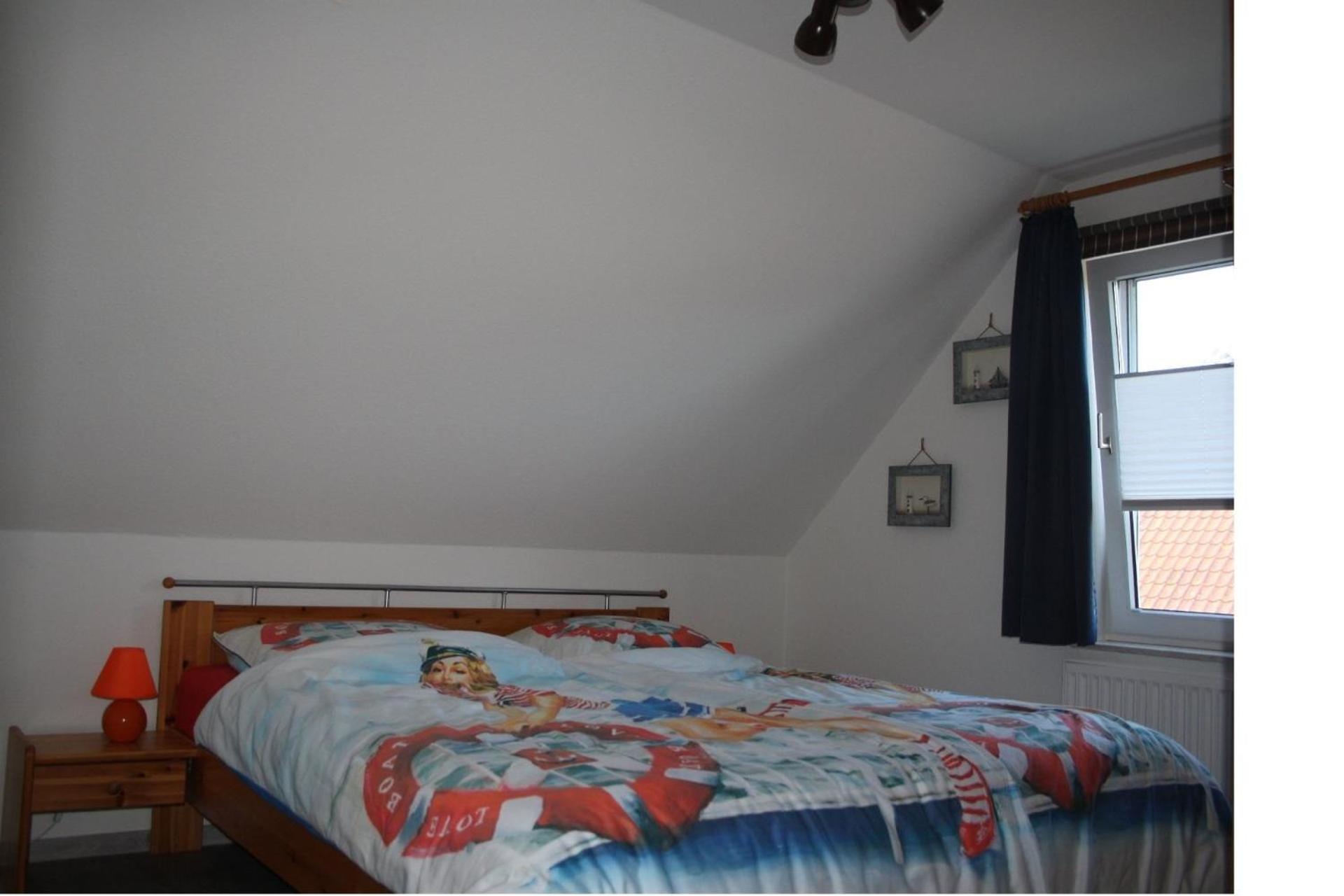 Gemütliche Dachgeschosswohnung mit Blick auf die örtliche Mühle