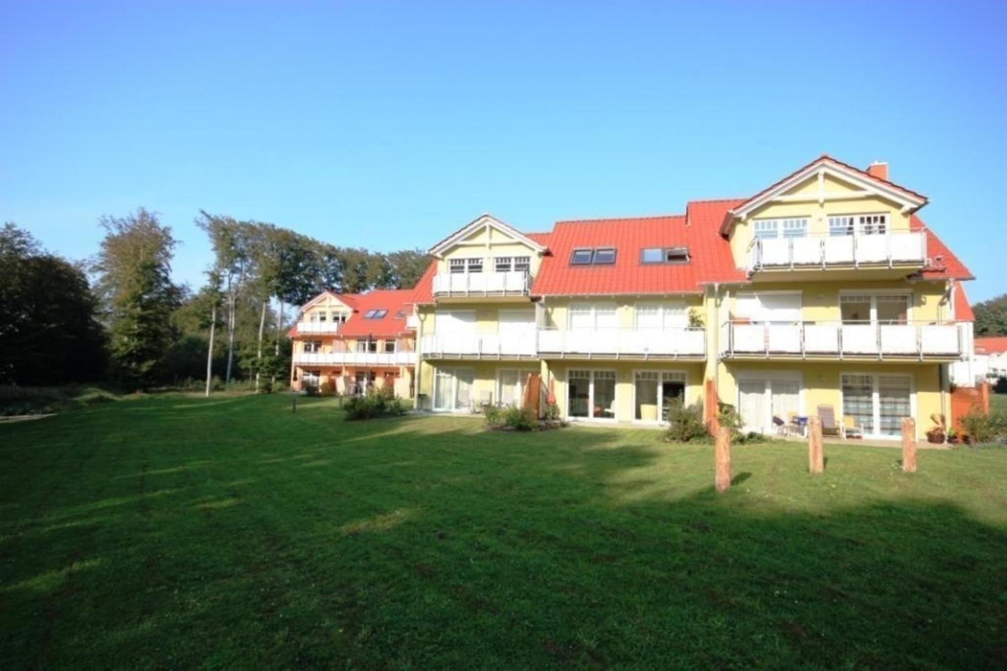 Schöne Ferienwohnung in Koserow mit Grill, Garten und Terrasse oder Balkon