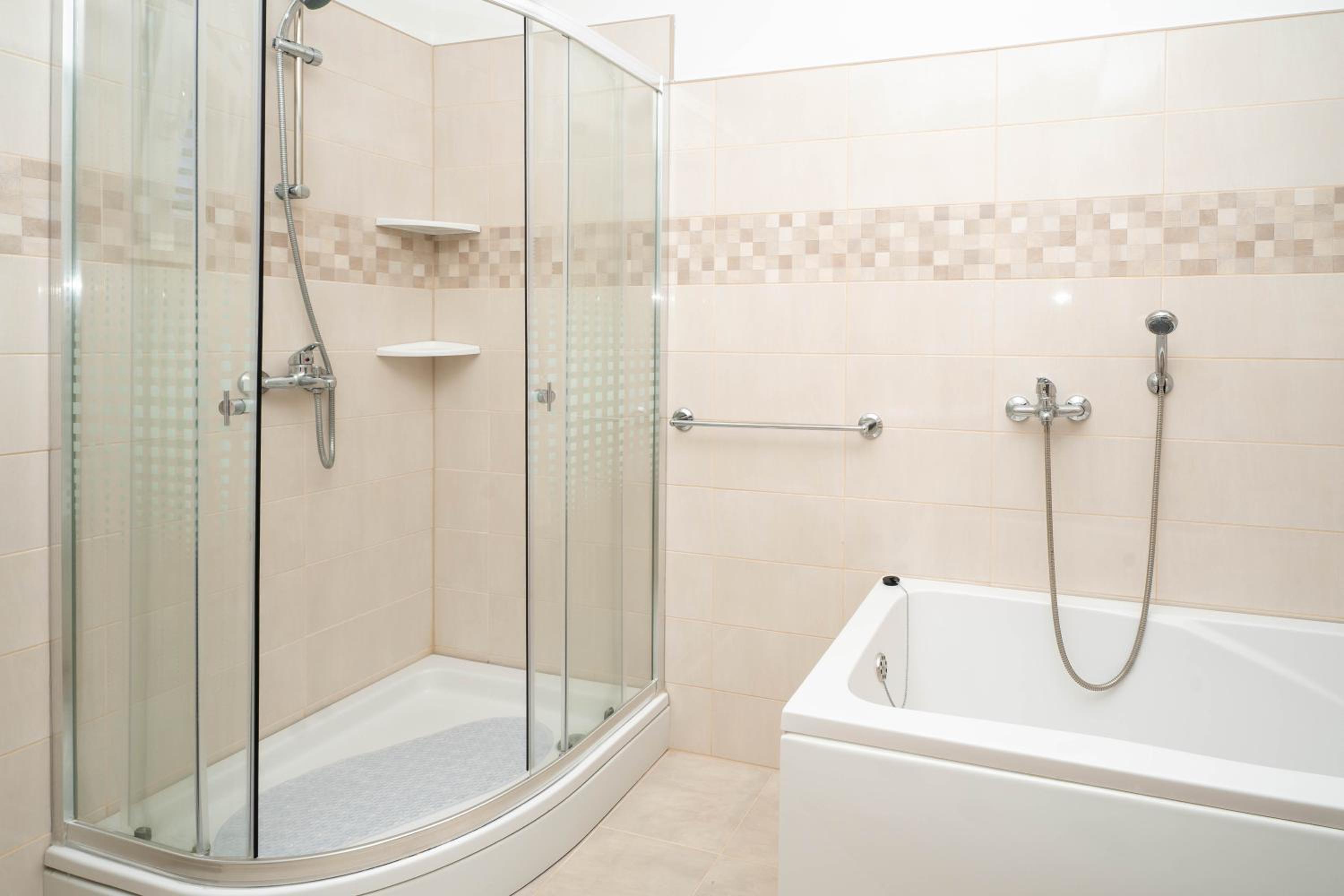 Villa Aria - peaceful olive grove & swimming pool
