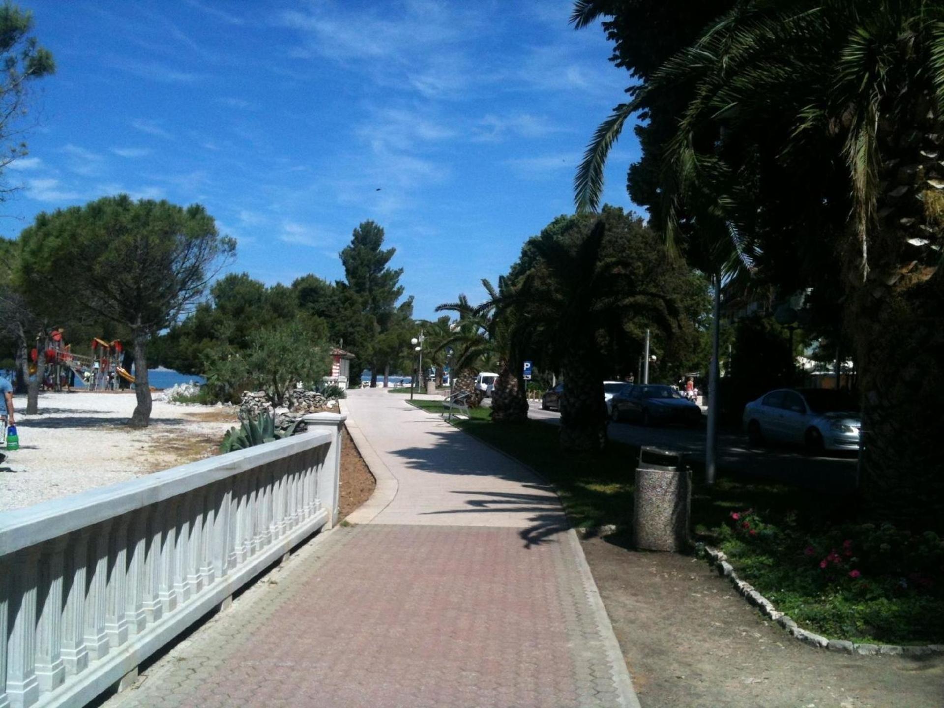 Appartement in Crikvenica mit Großer Terrasse