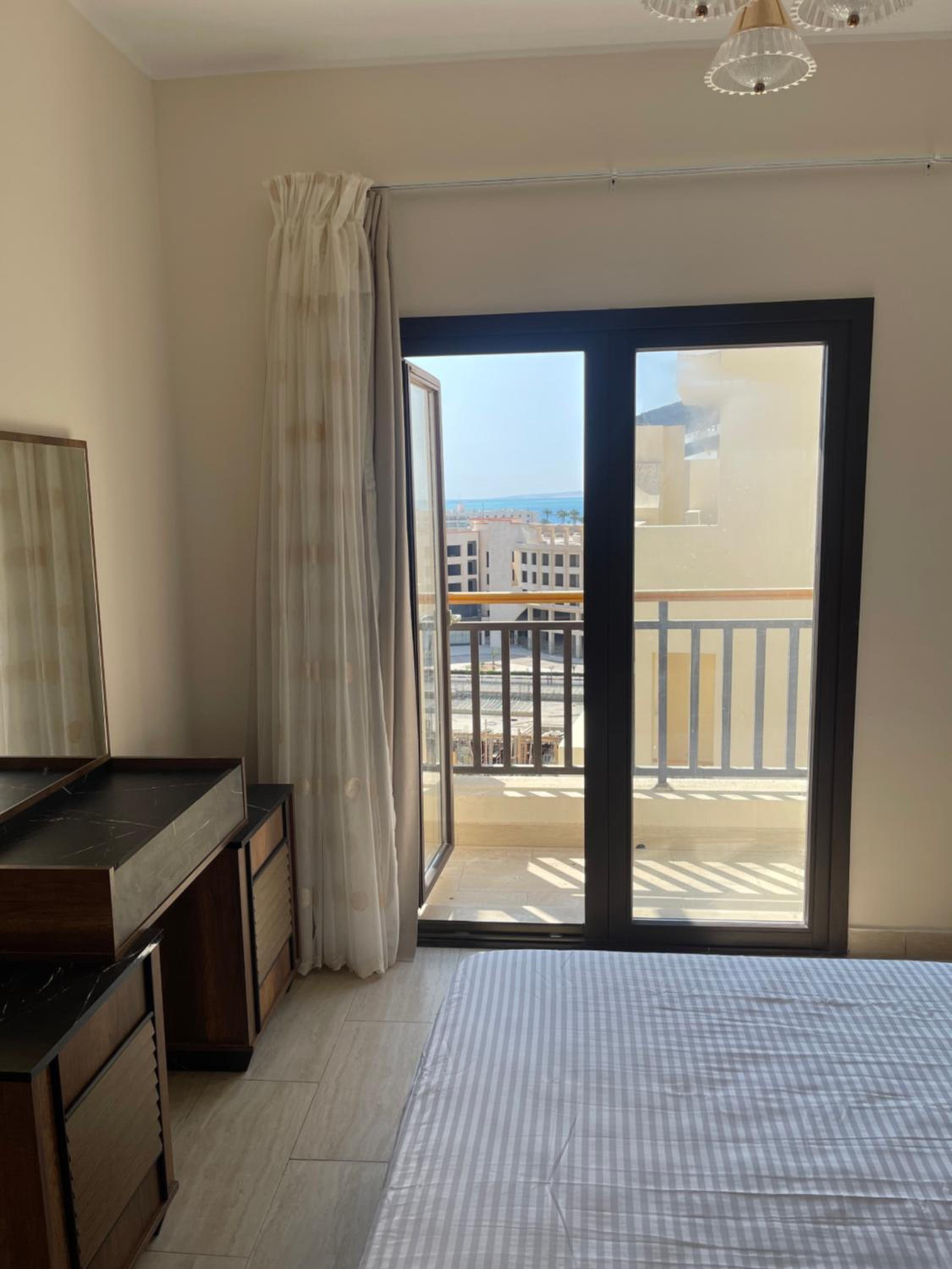 Sea view apartment in Aldau heights