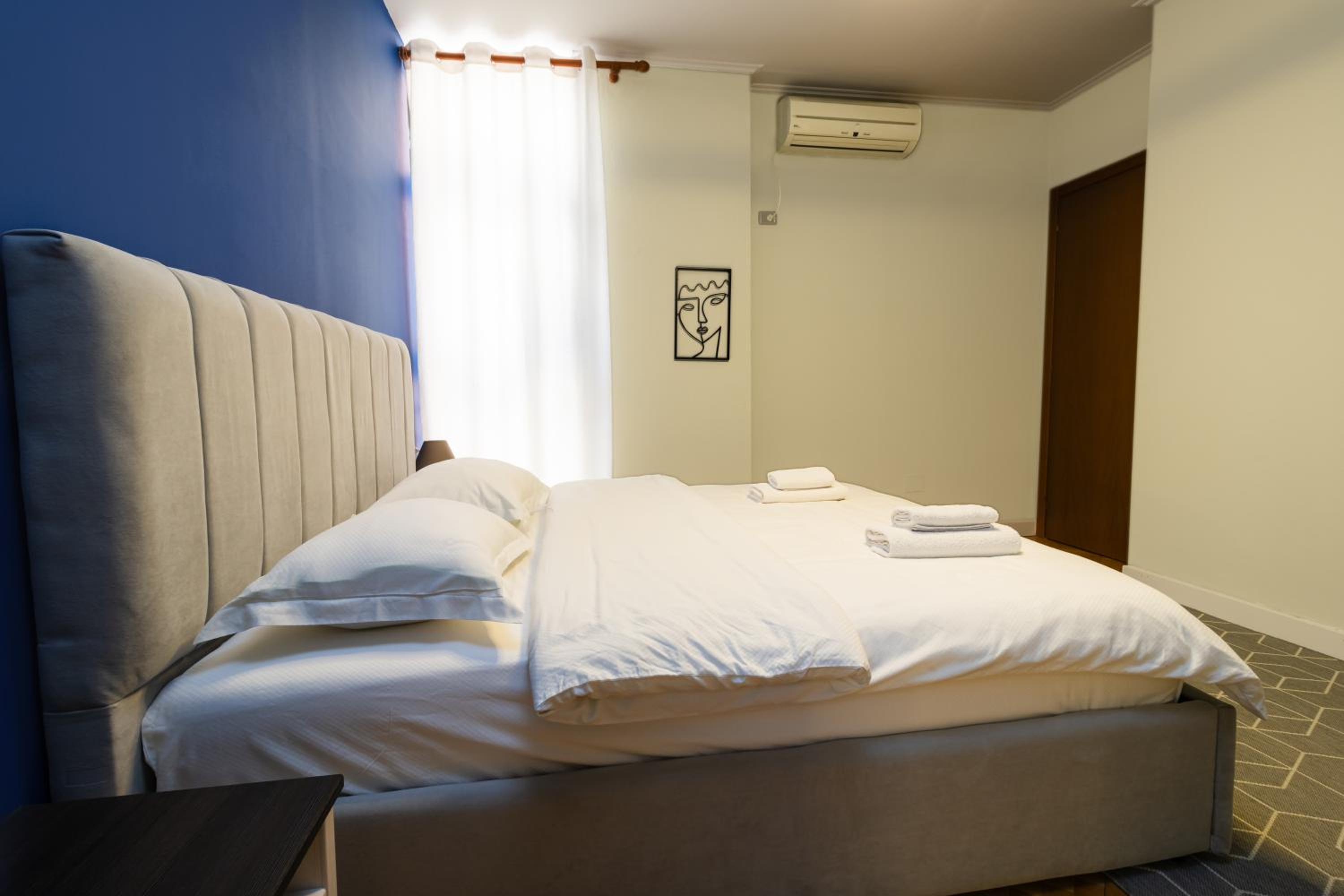 Central Cane Apartment 2