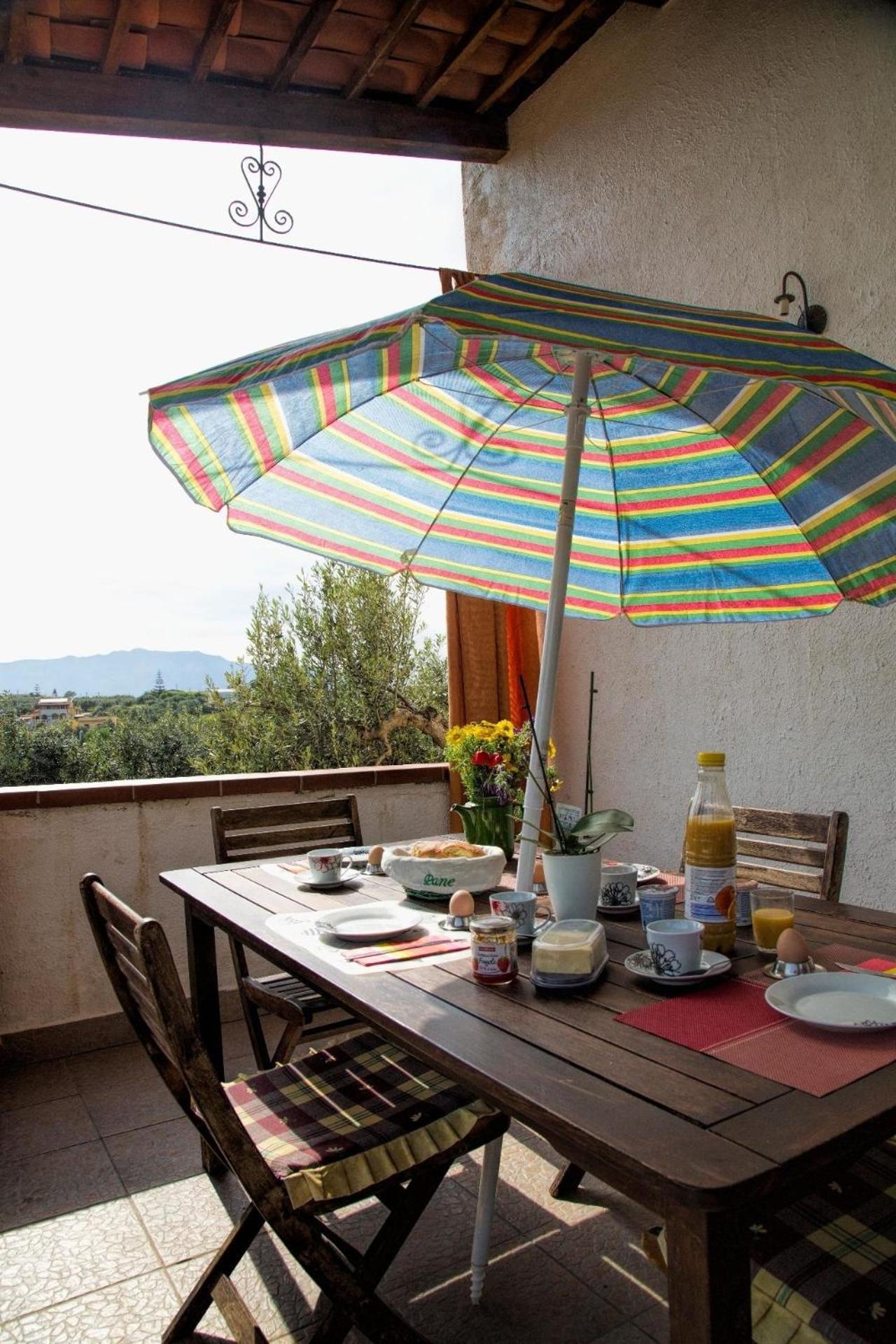 Ferienhaus in Partinico mit Grill, Terrasse und Garten view 3