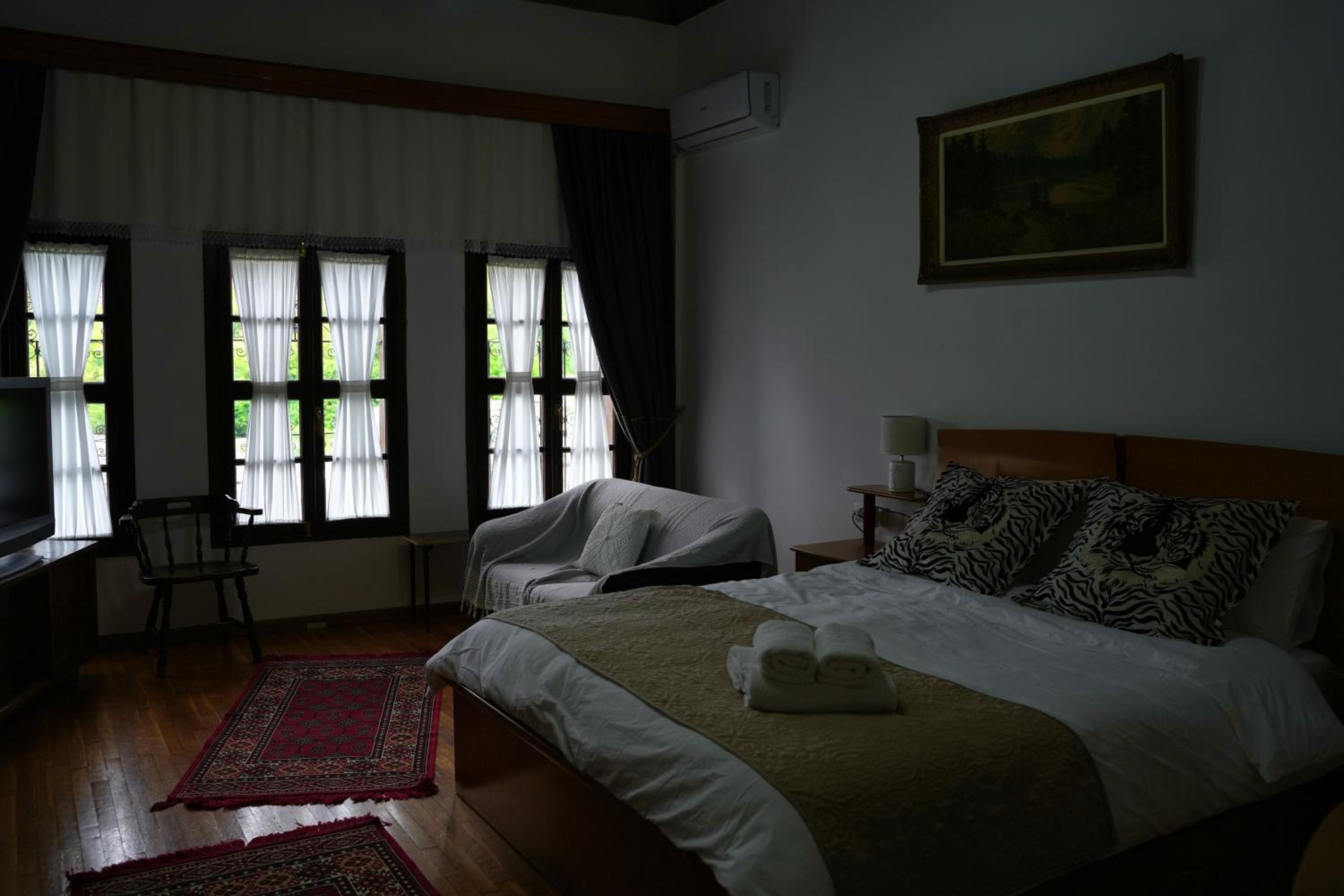 Emblematic House Apartment 2