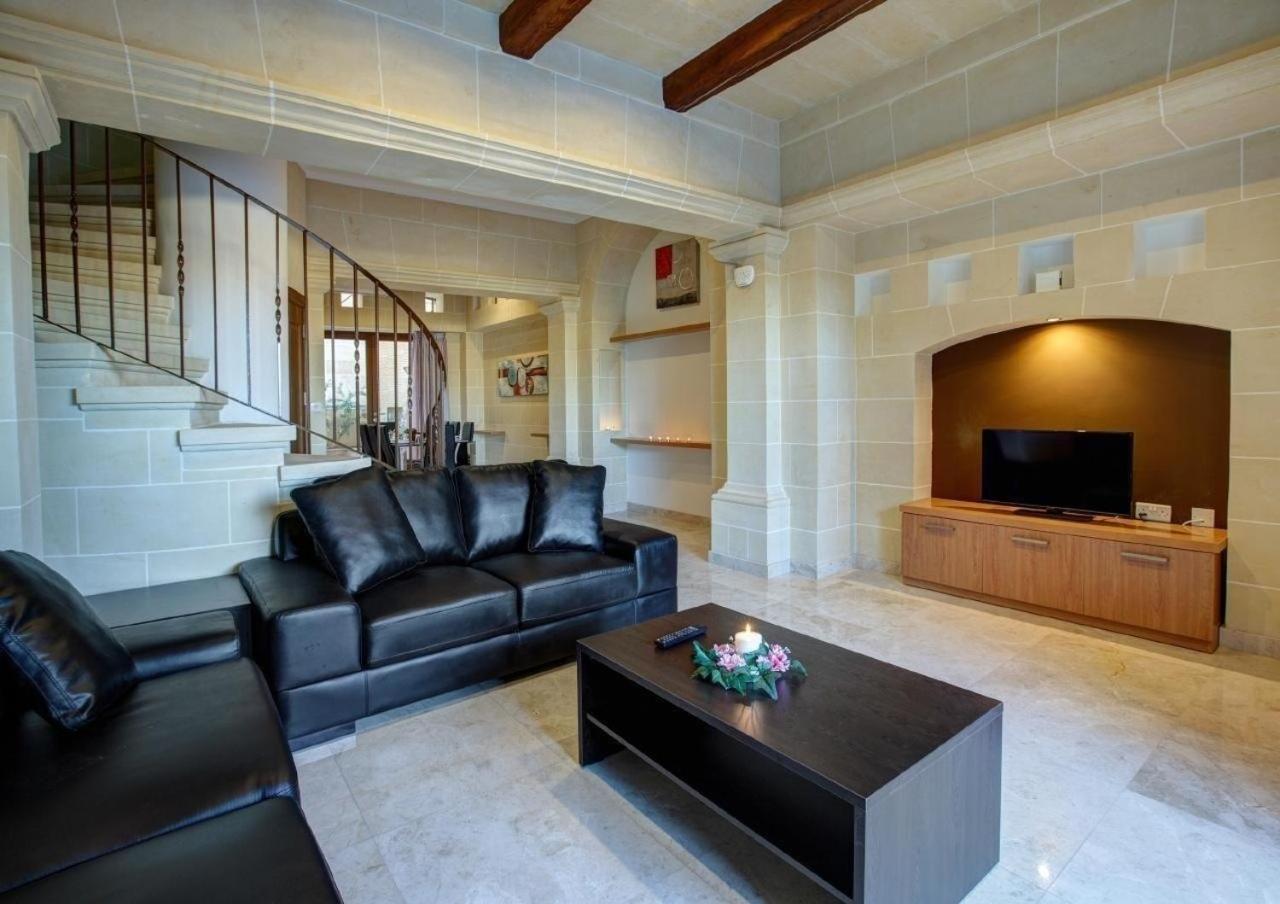 Villa Cara