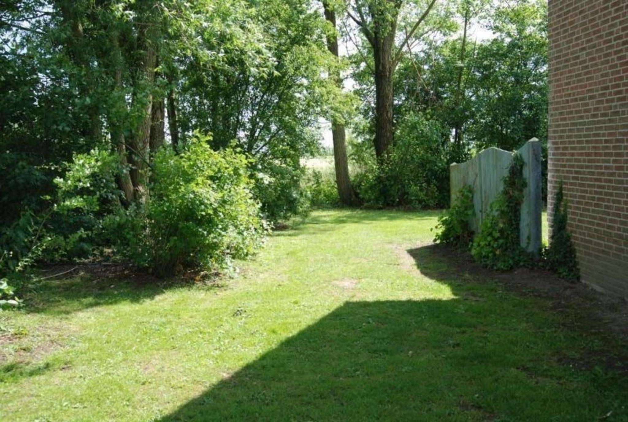 Ferienhaus in Tossens mit Eigenem Garten