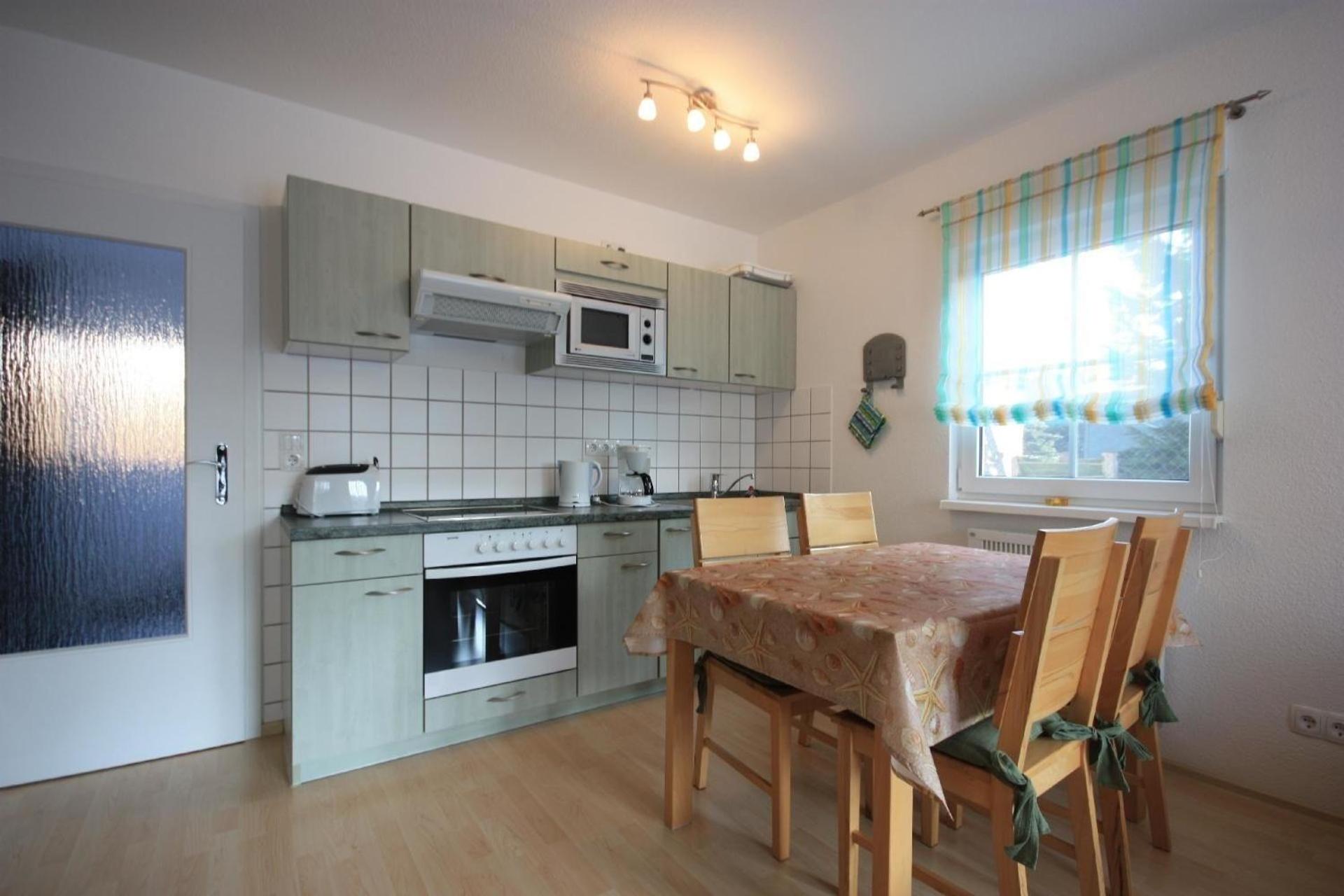 Tolle Wohnung in Koserow mit Garten, Terrasse und Grill