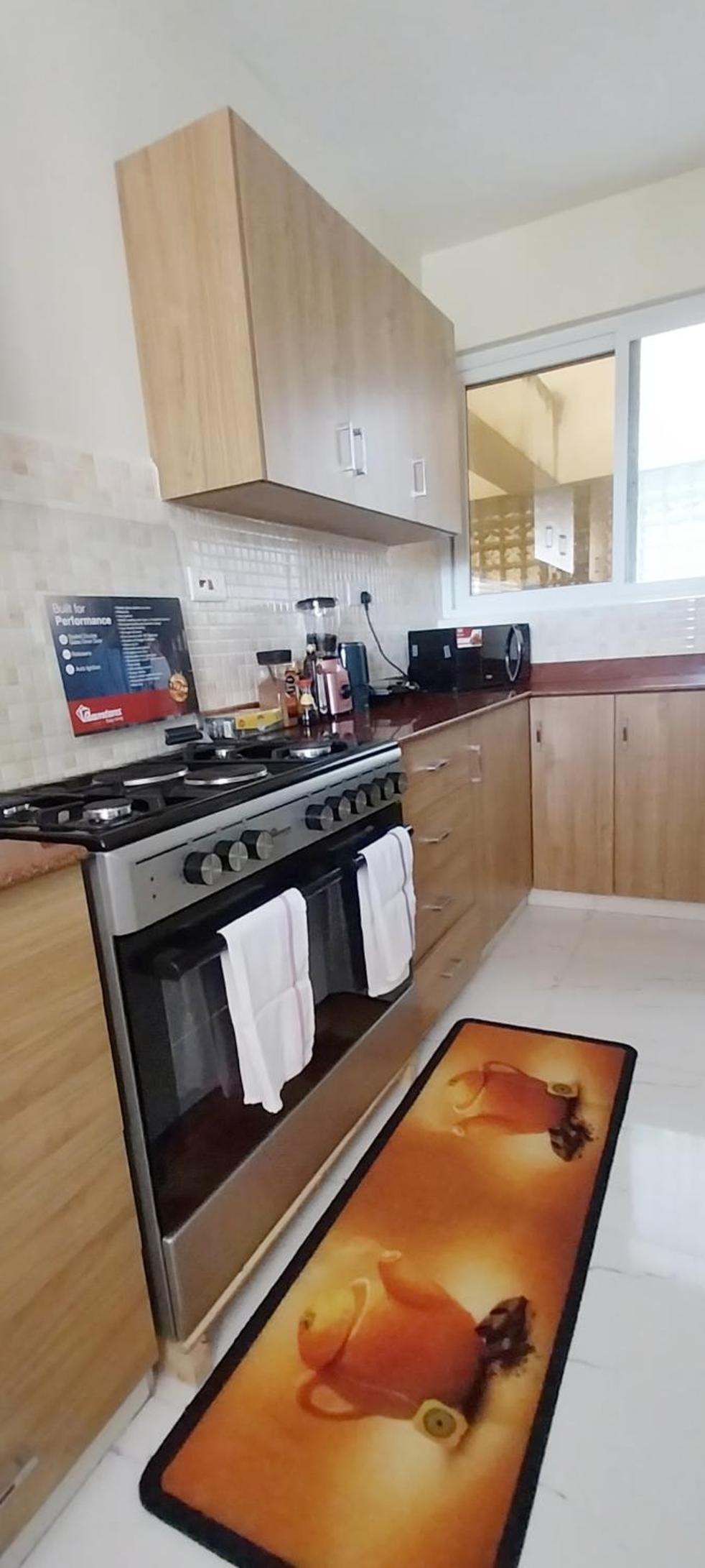 H20 APARTMENT,1st,Avenue view 4