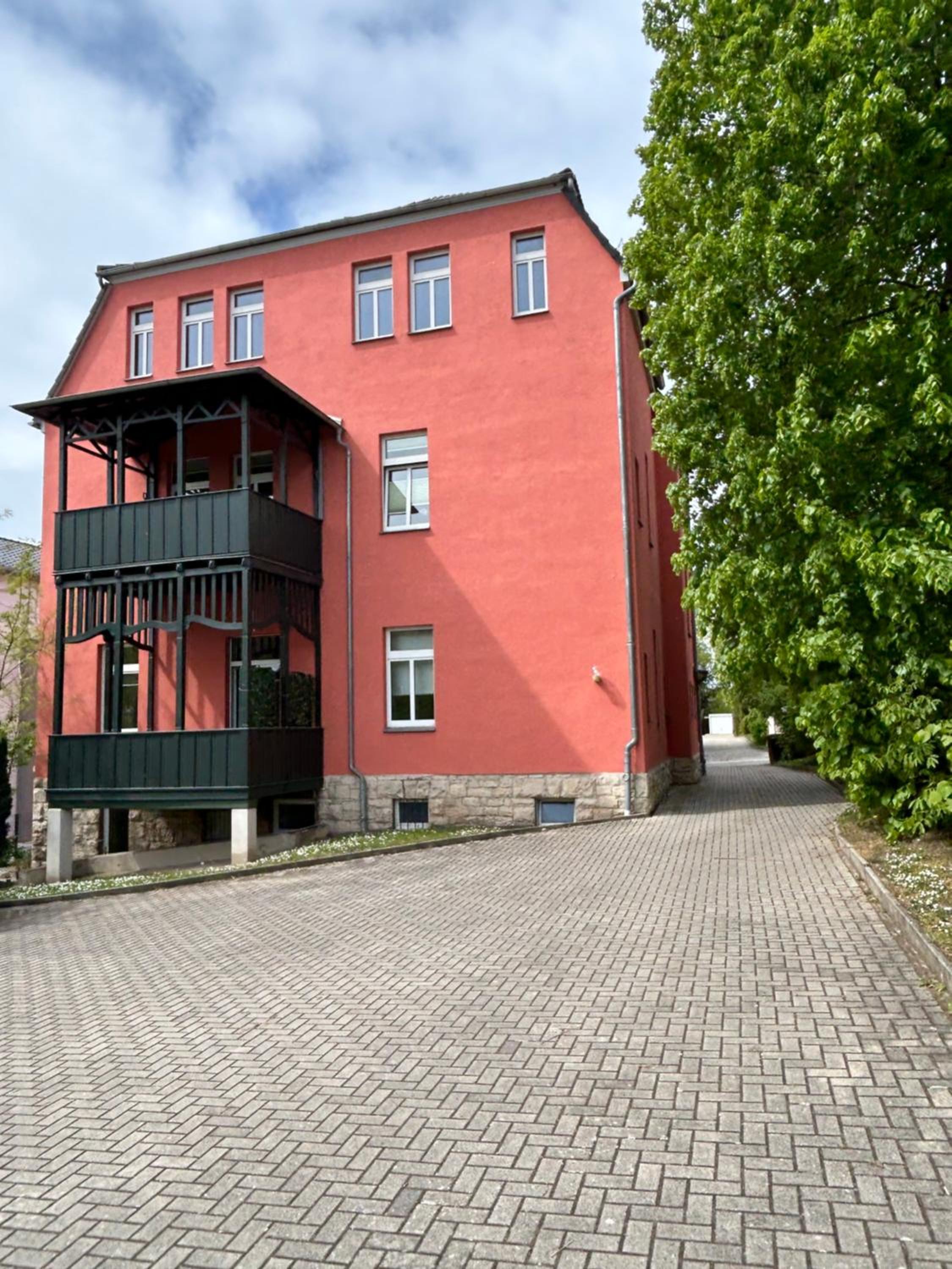 Schöne 3 Zimmer Wohnung mit großem Balkon bis 7 Personen