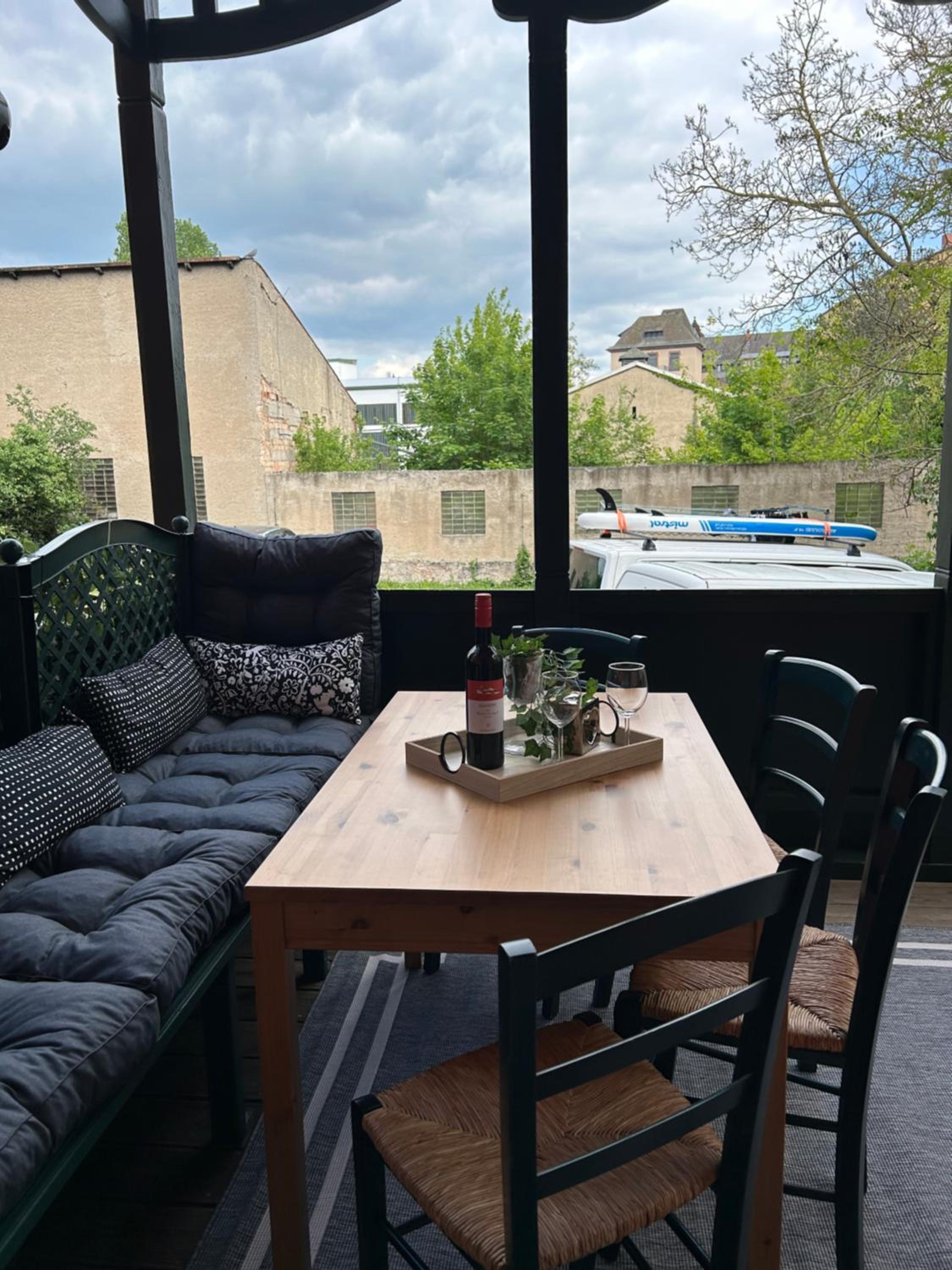 Schöne 3 Zimmer Wohnung mit großem Balkon bis 7 Personen