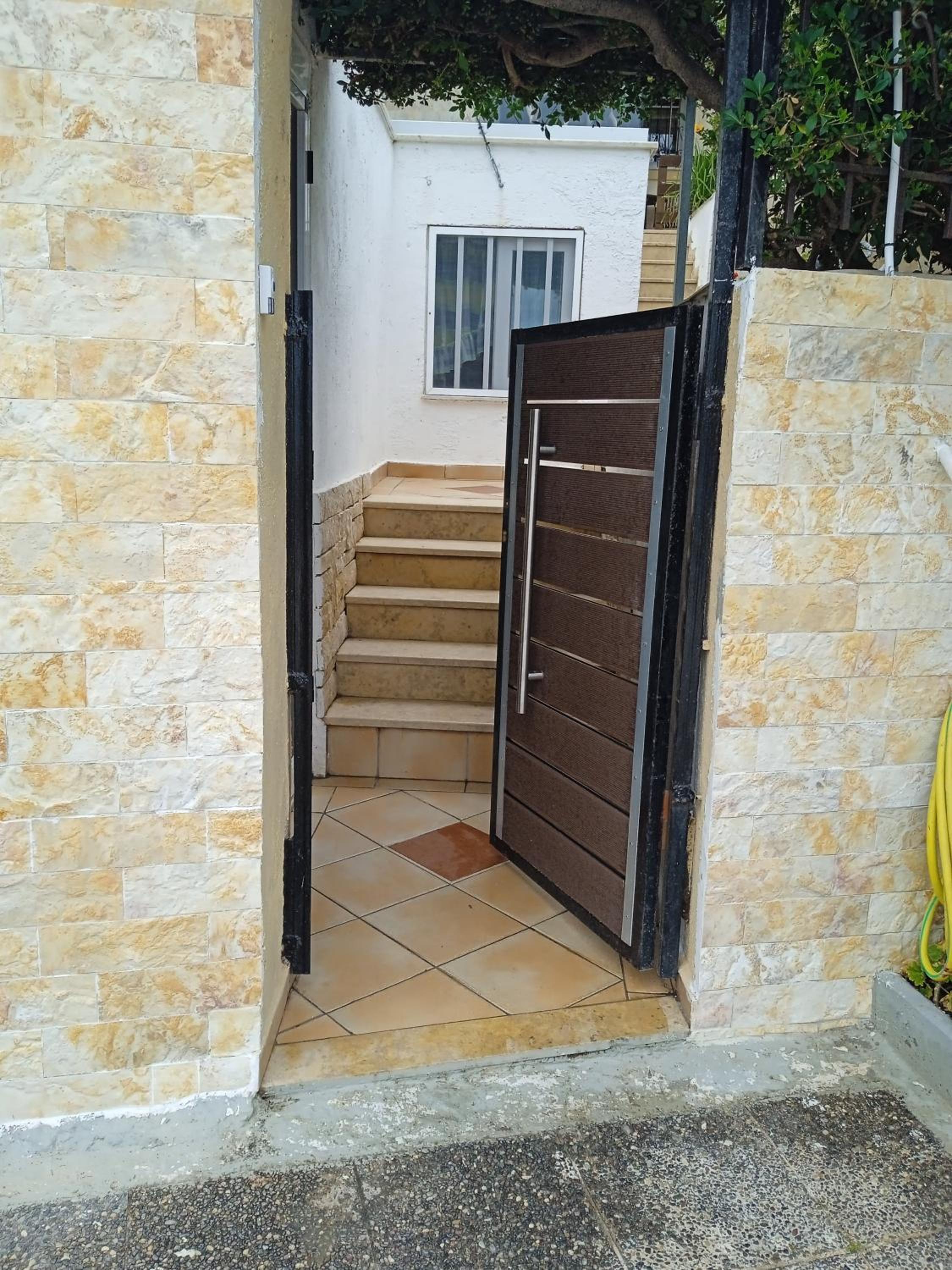 Photo 28