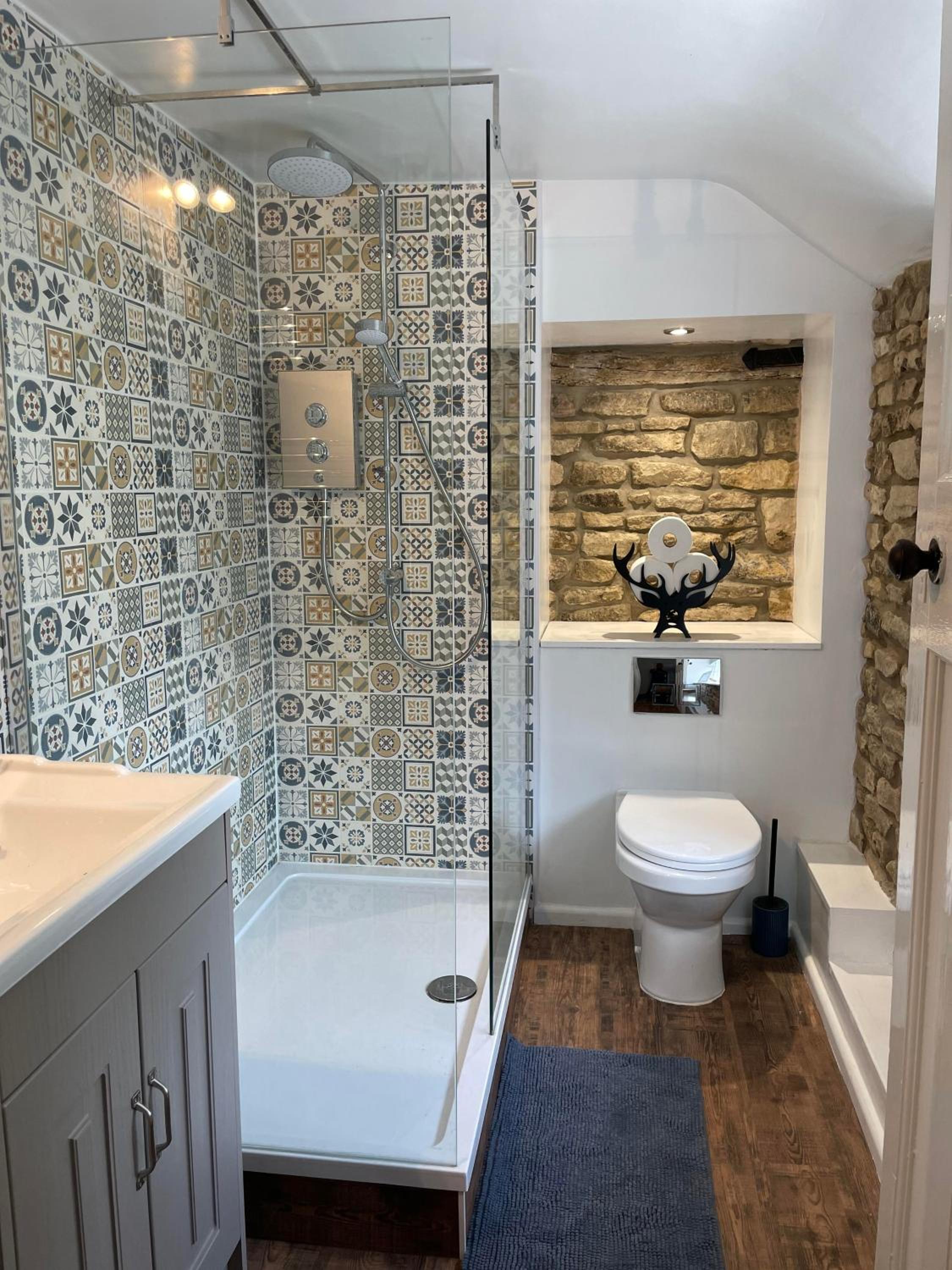 The Cottage Upstairs at The Green Man, Ropsley view 2