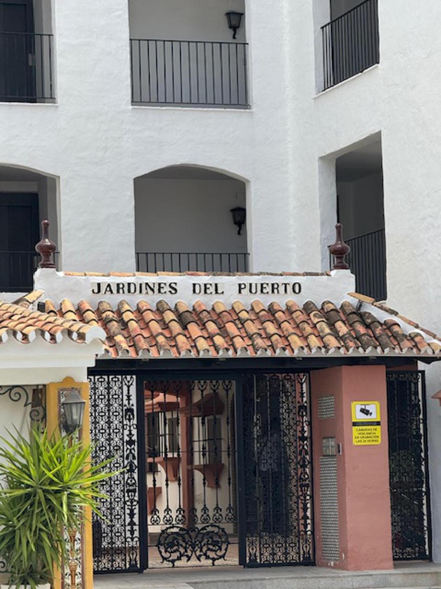 Luxurious apartment in Puerto Banus Marbella