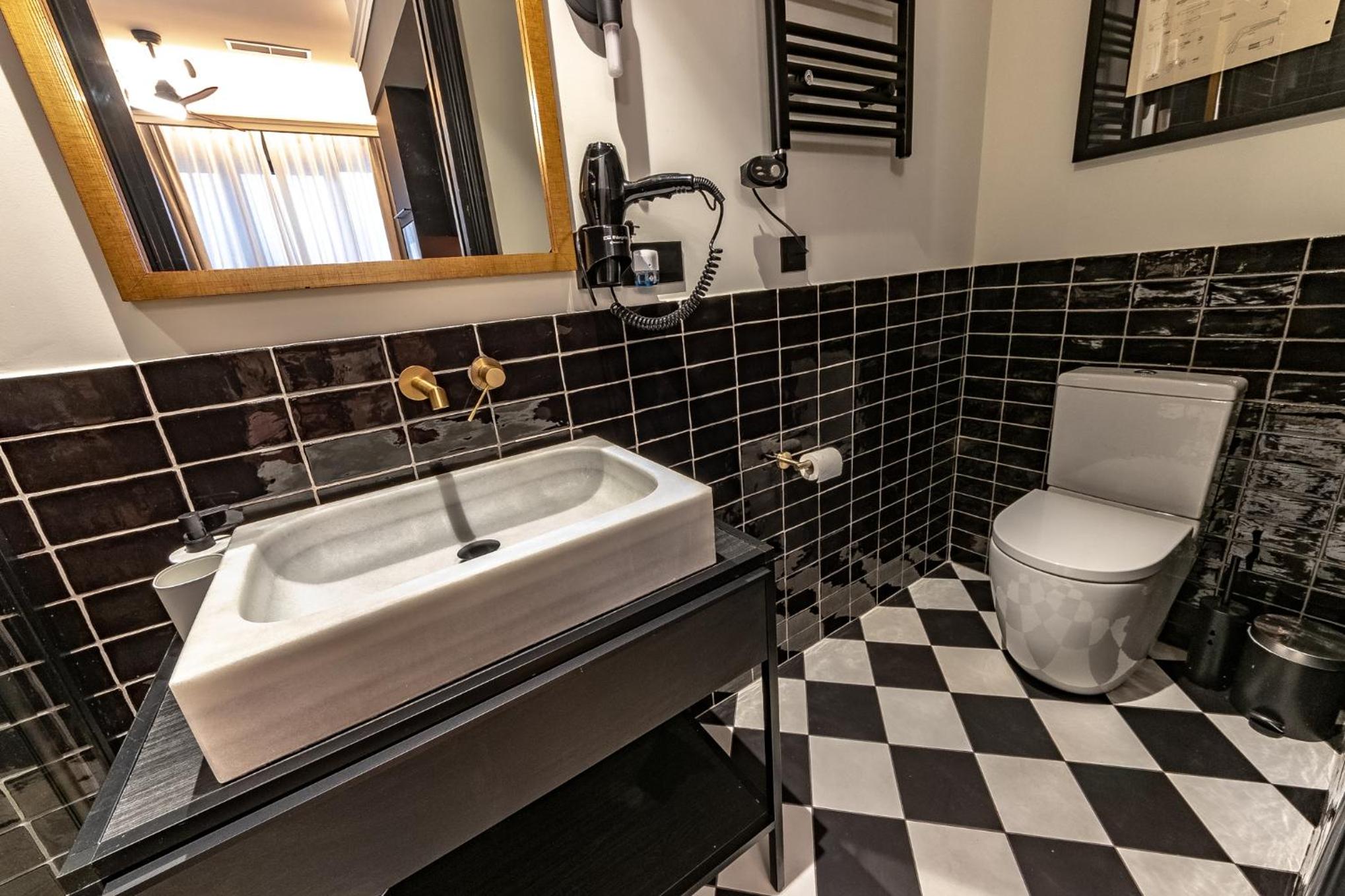 Old Town Apartments by Staynnapartments