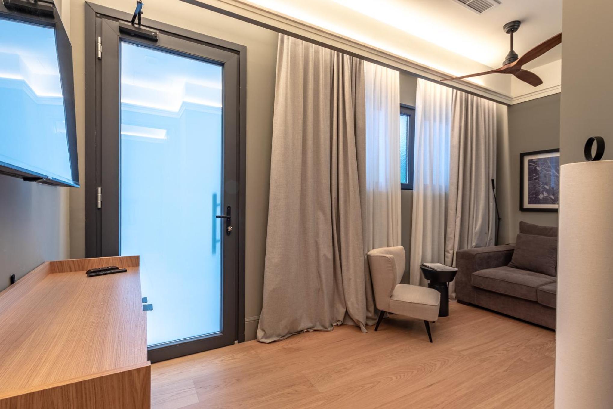 Old Town Apartments by Staynnapartments