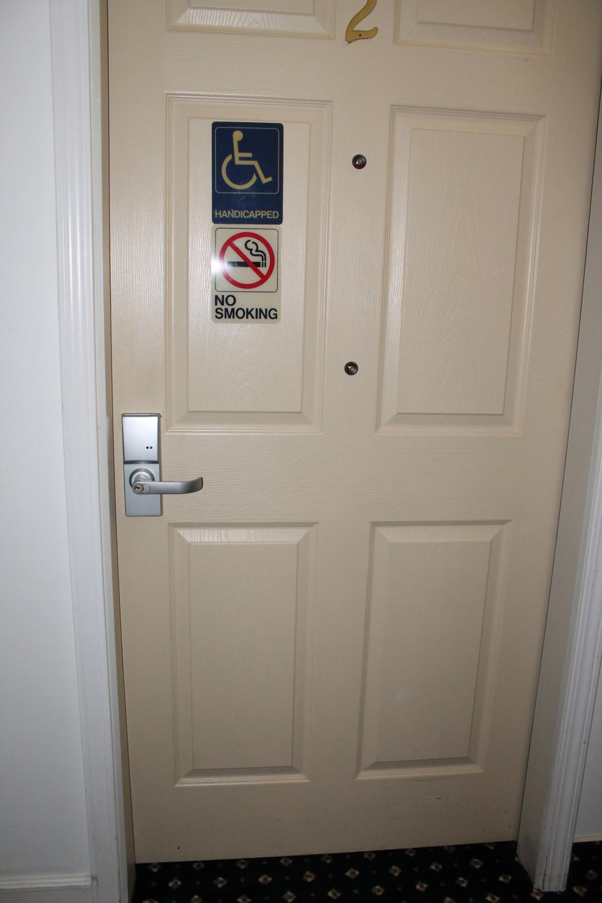 Photo 18