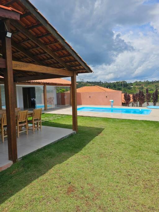 Rancho Harmonia casa no Lago Corumbá IV