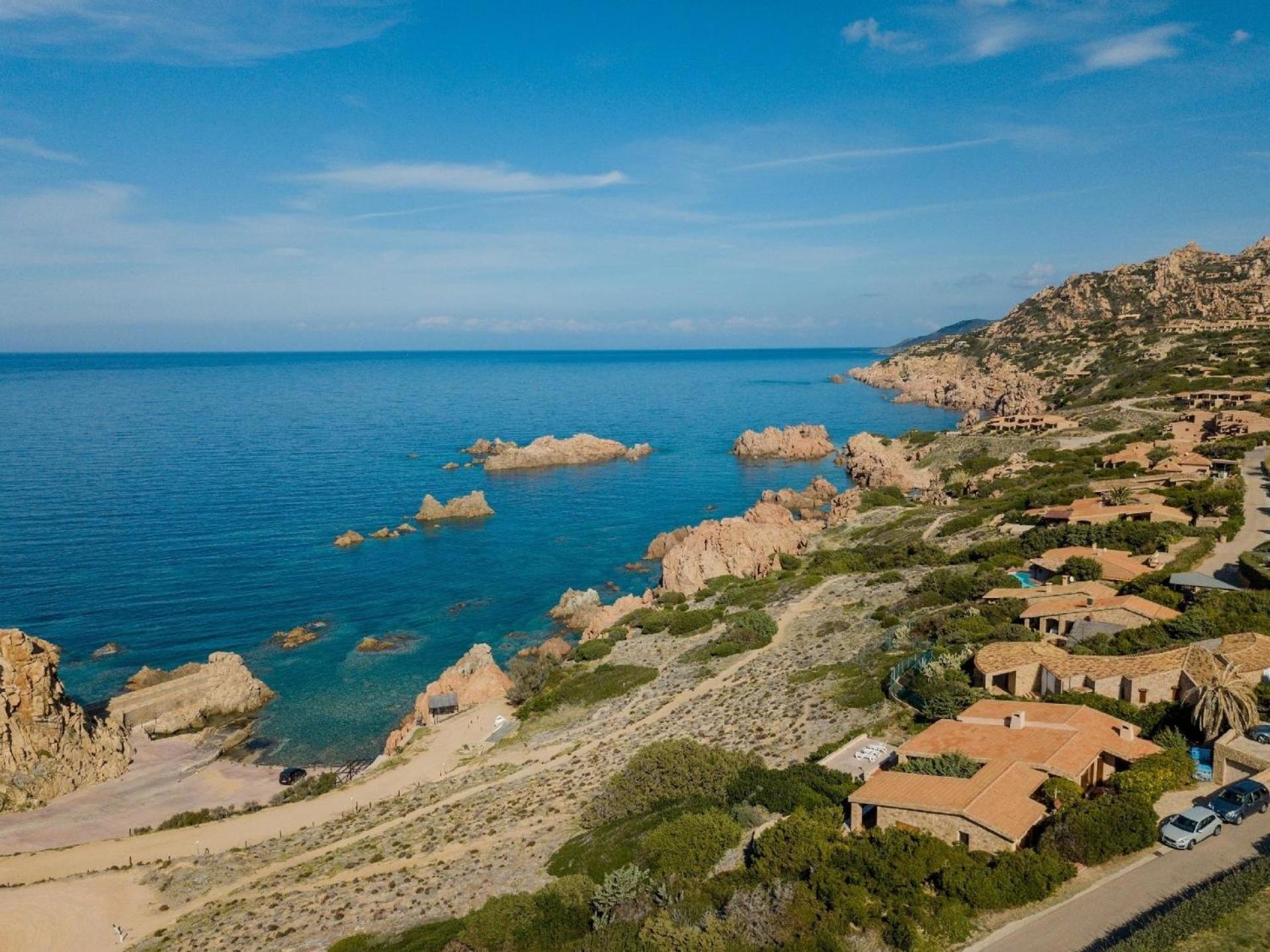 Wunderschöne Villa nur 100 m vom Meer entfernt mit herrlichem Blick