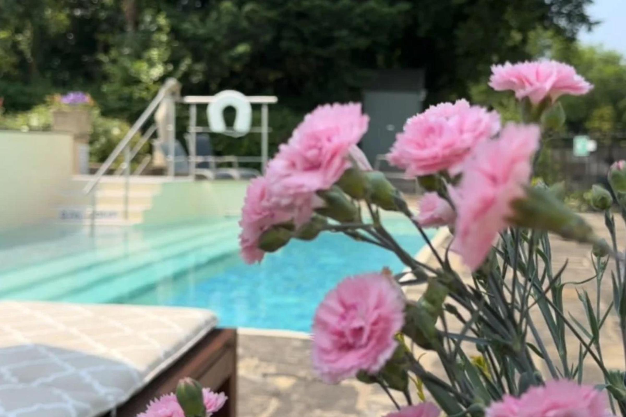 Stroud Vacations - Burleigh Court Hotel - Property Image 21