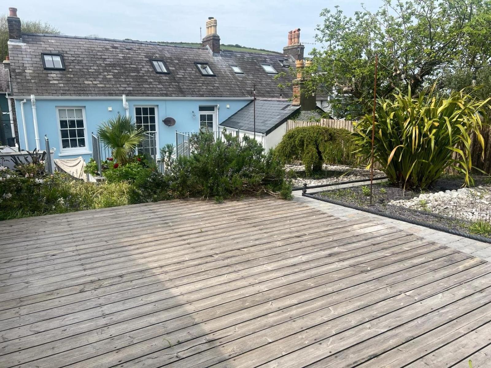 Guild Hall, sleeps 8 with parking in New Quay view 4