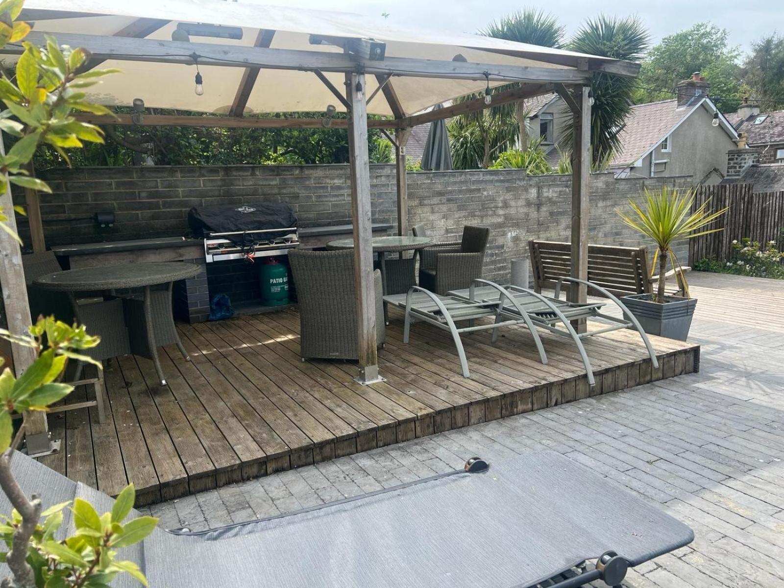 Guild Hall, sleeps 8 with parking in New Quay view 3