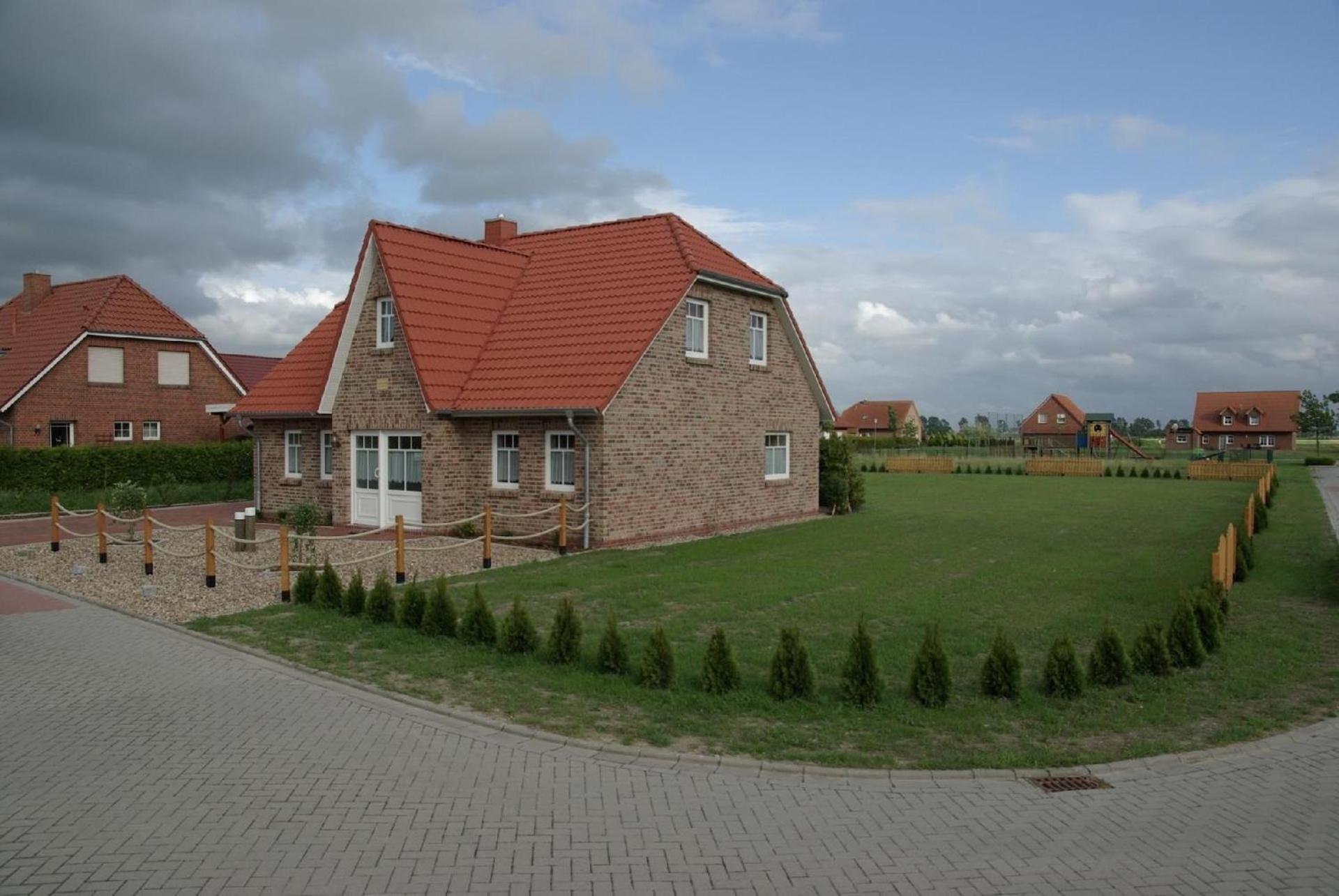 Wellness Ferienhaus mit Sauna und Kaminofen sowie Carport und Terrasse