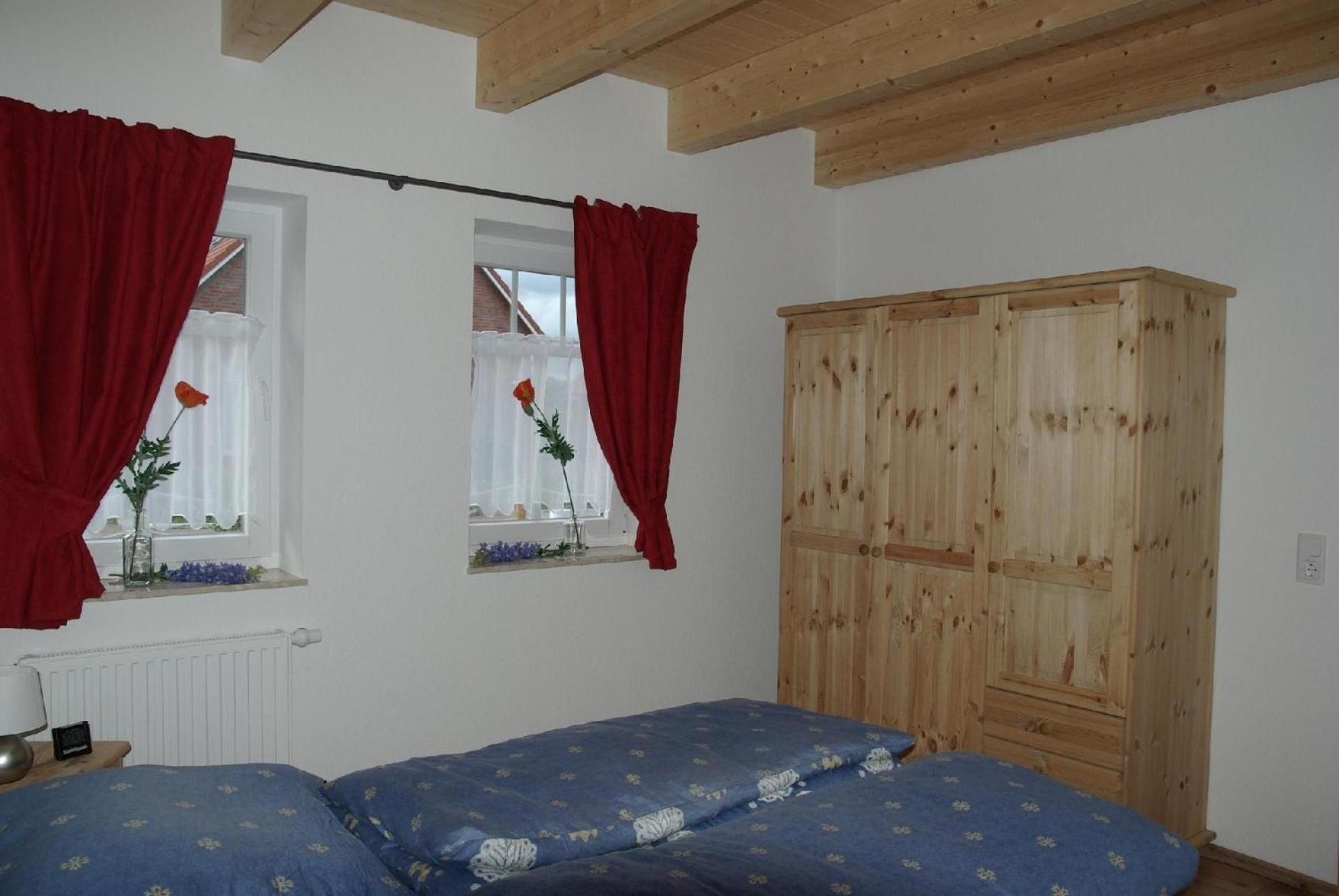 Wellness Ferienhaus mit Sauna und Kaminofen sowie Carport und Terrasse