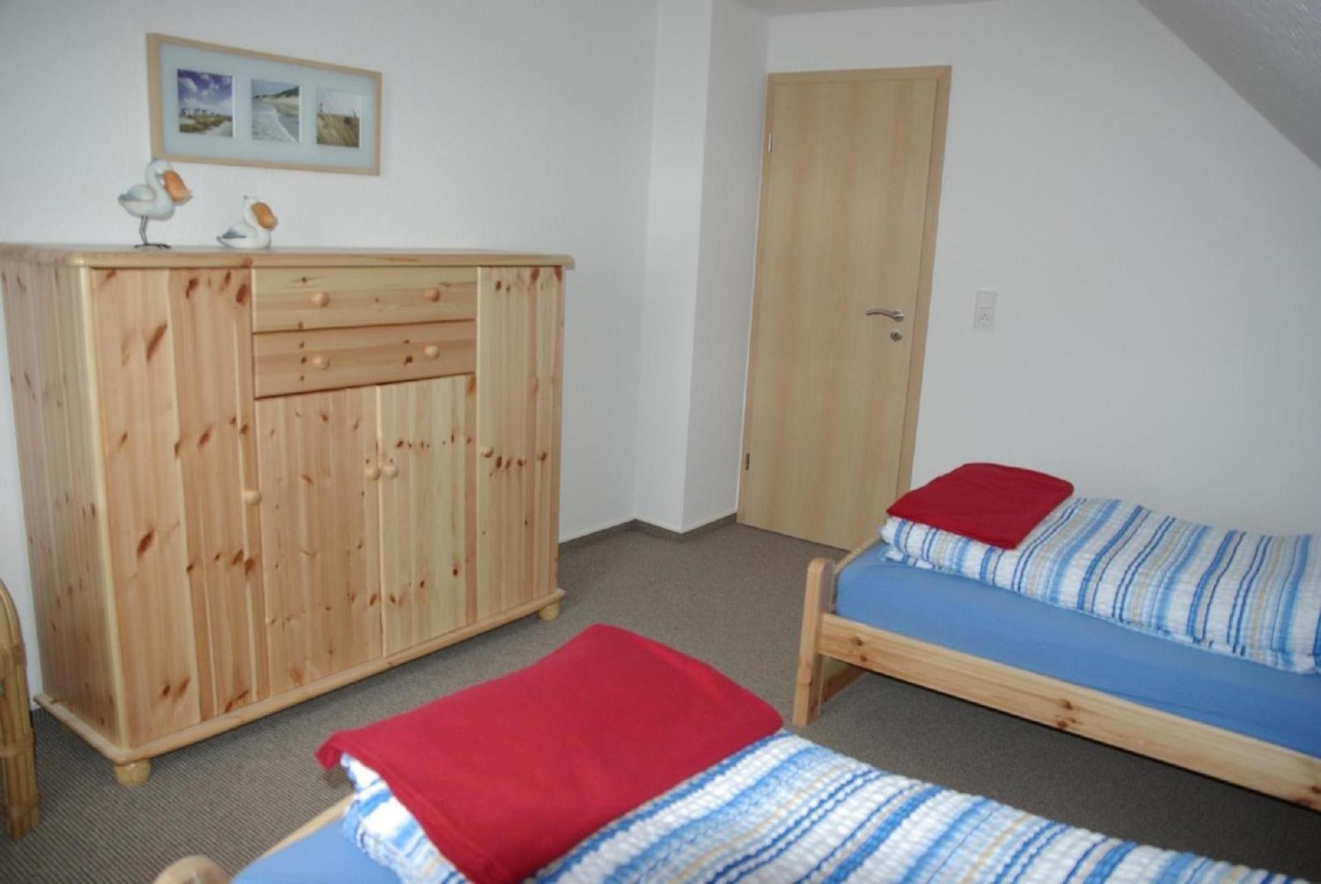Wellness Ferienhaus mit Sauna und Kaminofen sowie Carport und Terrasse