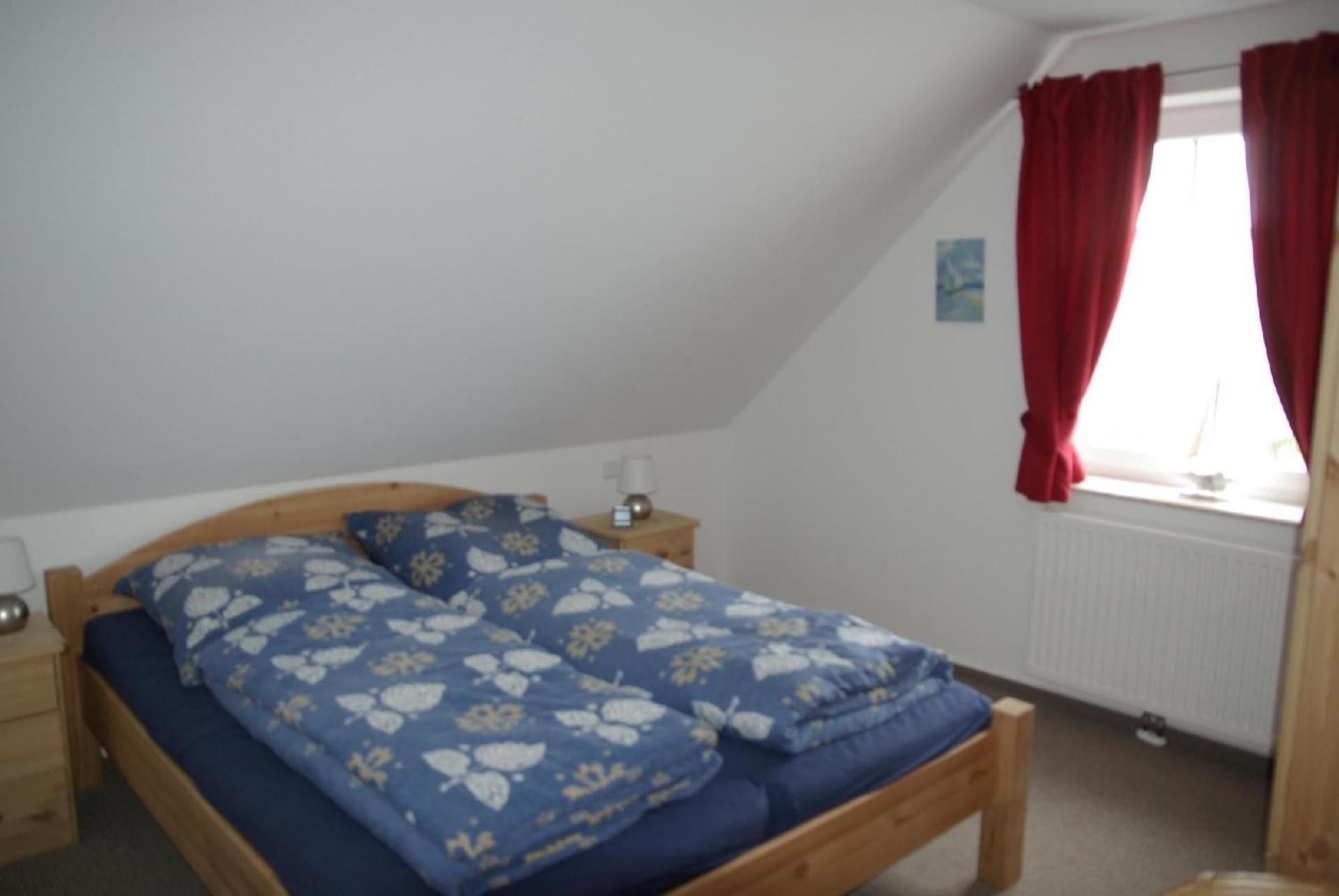 Wellness Ferienhaus mit Sauna und Kaminofen sowie Carport und Terrasse
