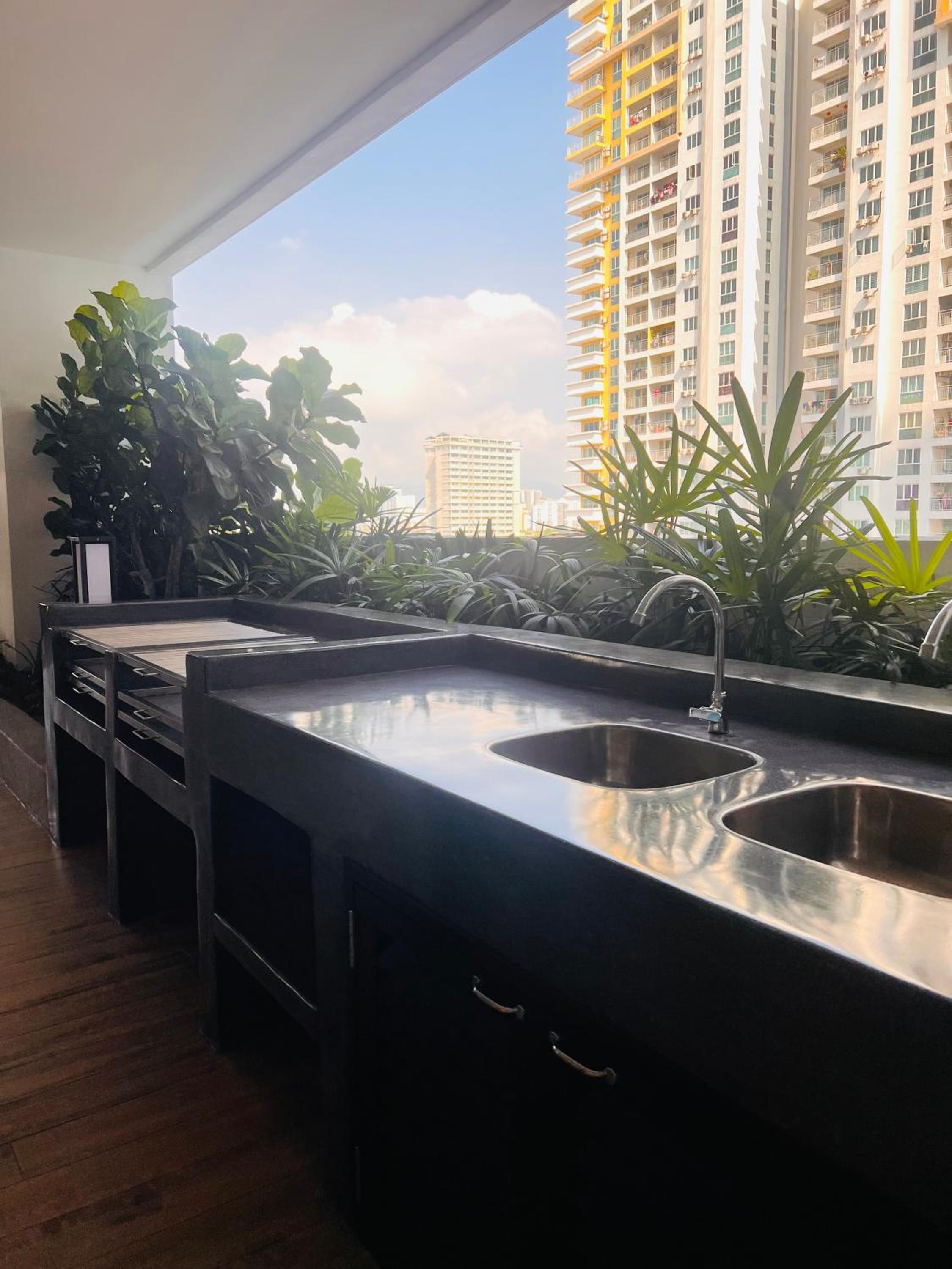 Stayhills Sentul Homestaycation