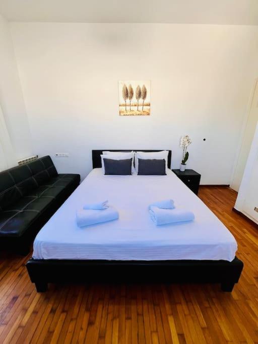 Serenity House Ornos