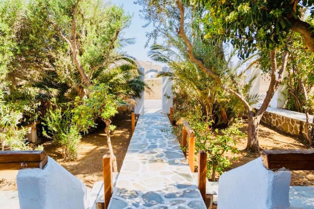 Serenity House Ornos
