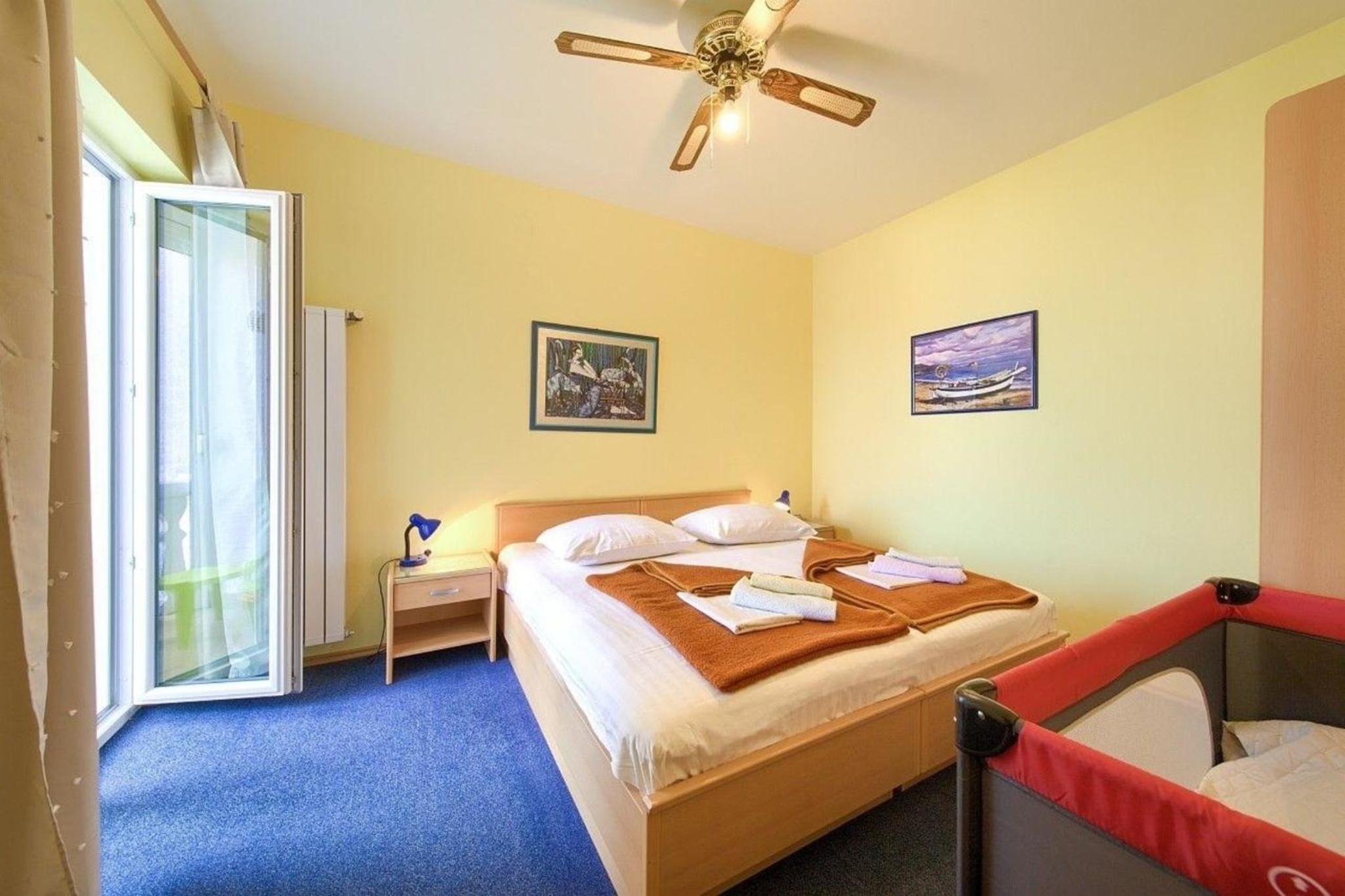 Komfortable Ferienwohnung in Crikvenica mit Grill, Terrasse und Garten view 5