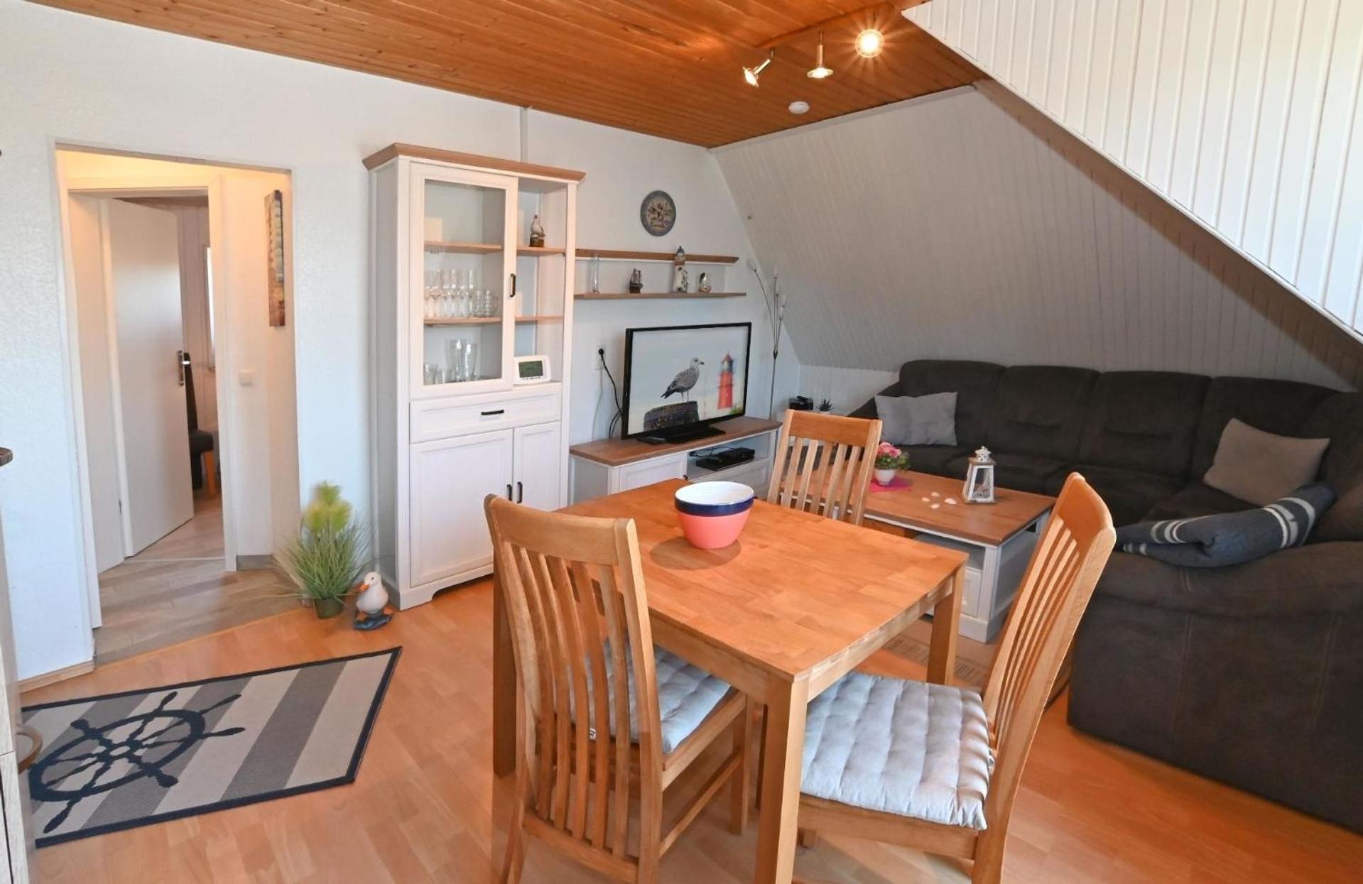 Lily 04 3 Zimmer Ferienwohnung mit Balkon in West Lage befindet sich ohne Durchgangsverkehr in Büsum