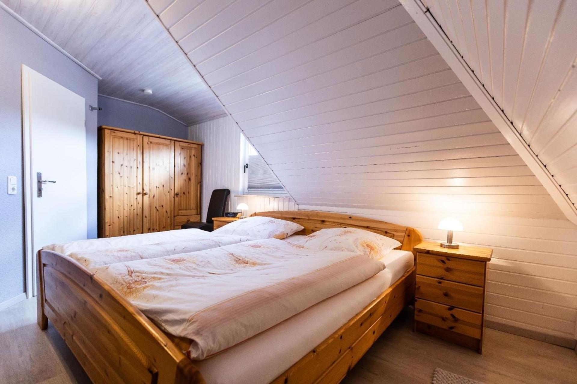 Lily 04 3 Zimmer Ferienwohnung mit Balkon in West Lage befindet sich ohne Durchgangsverkehr in Büsum