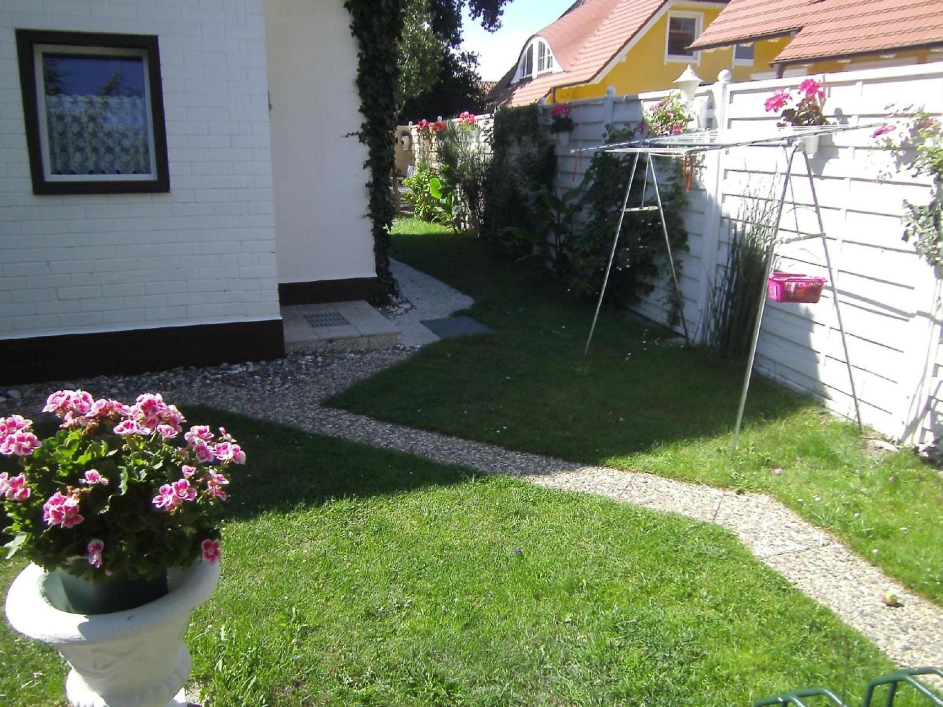 Kleine Ferienwohnung Mit Garten Und Terrasse
