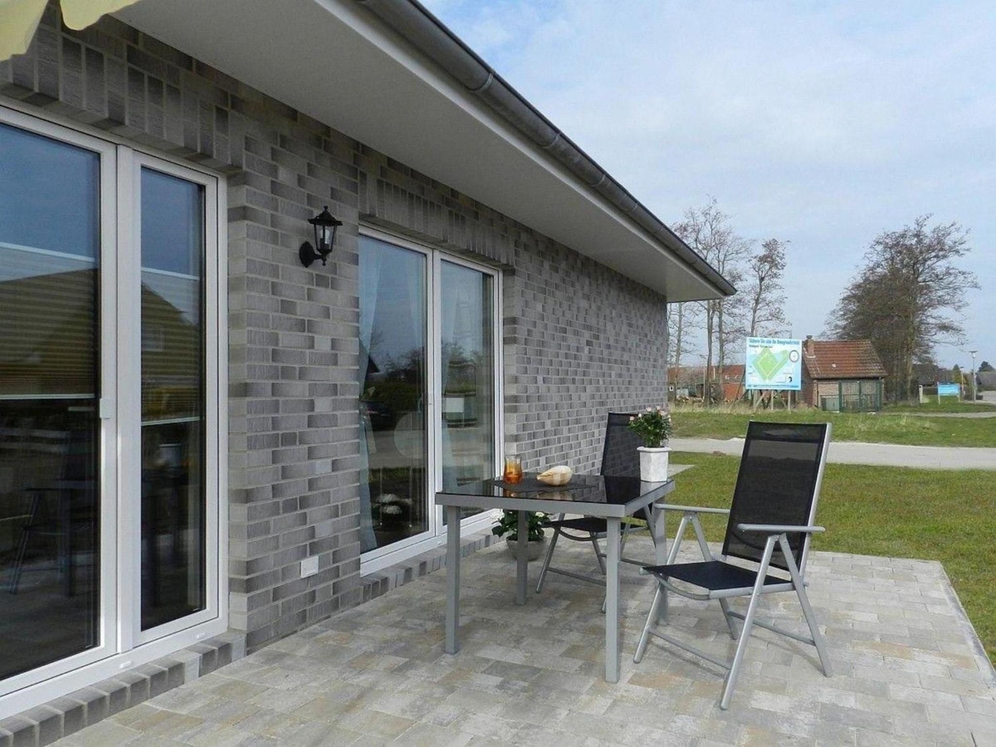 Gesamte Wohnung In Burhave Mit Eigener Terrasse