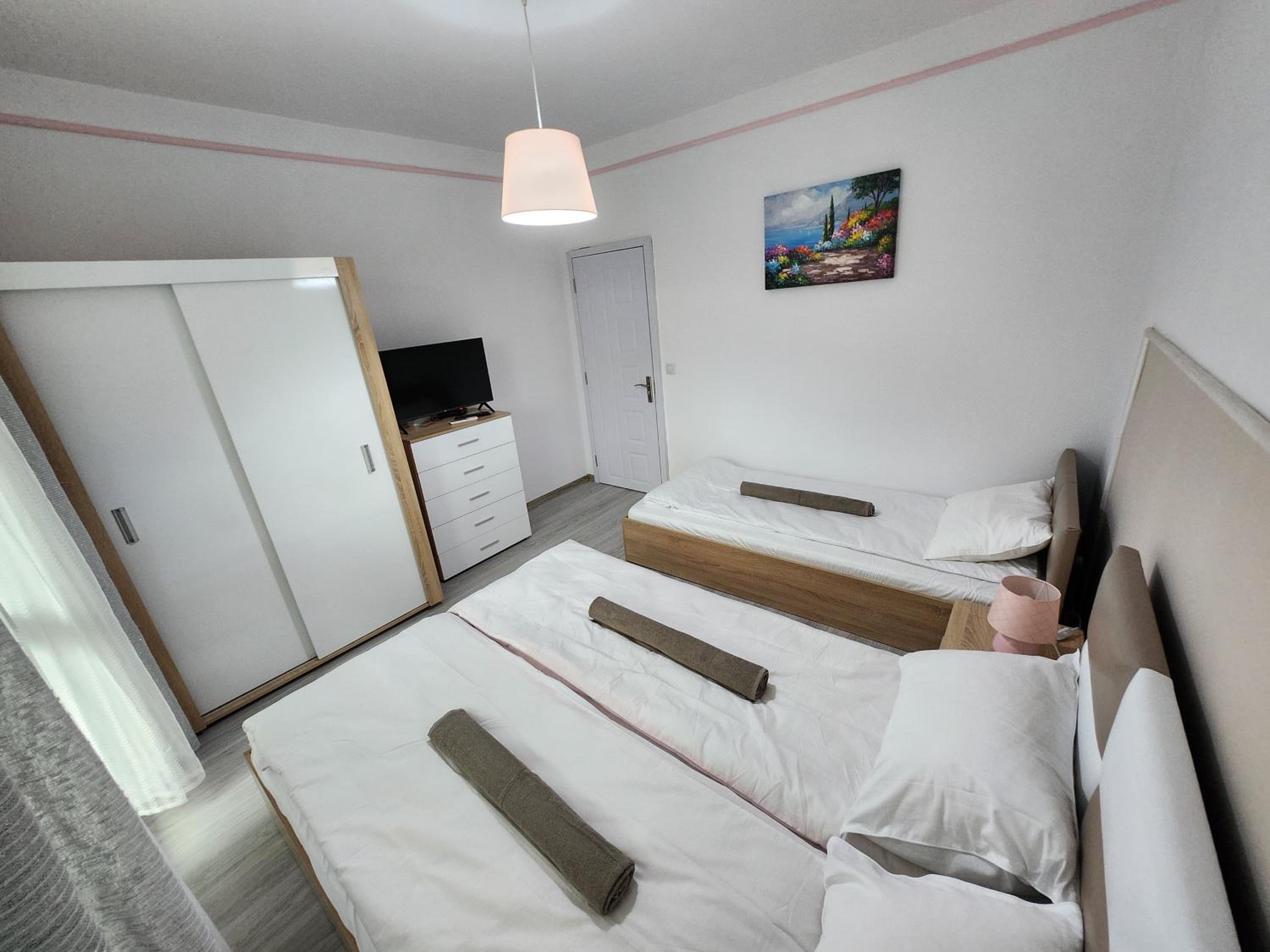 luxury two bedroom Crown Apartament