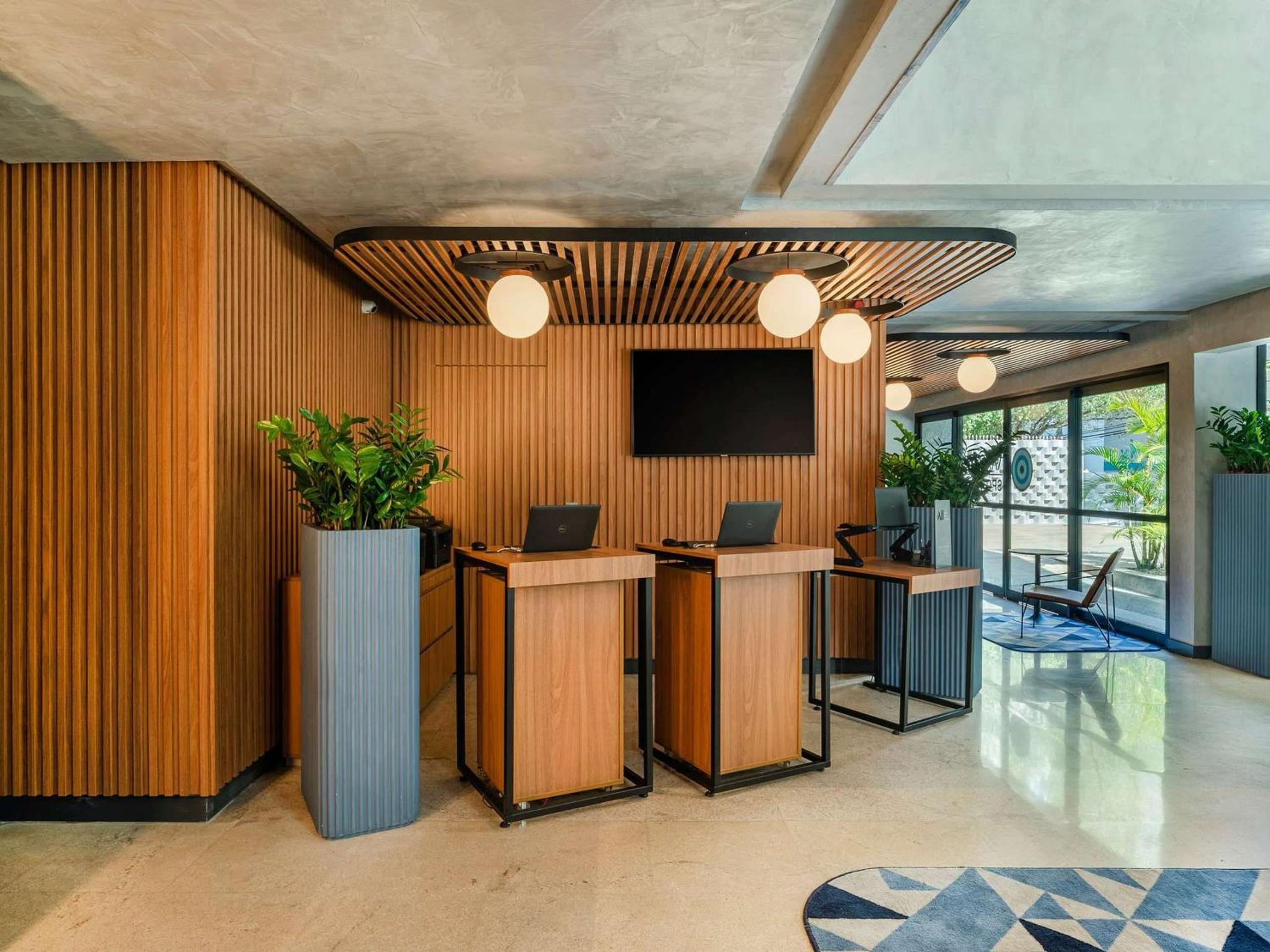 recepcion & lobby
