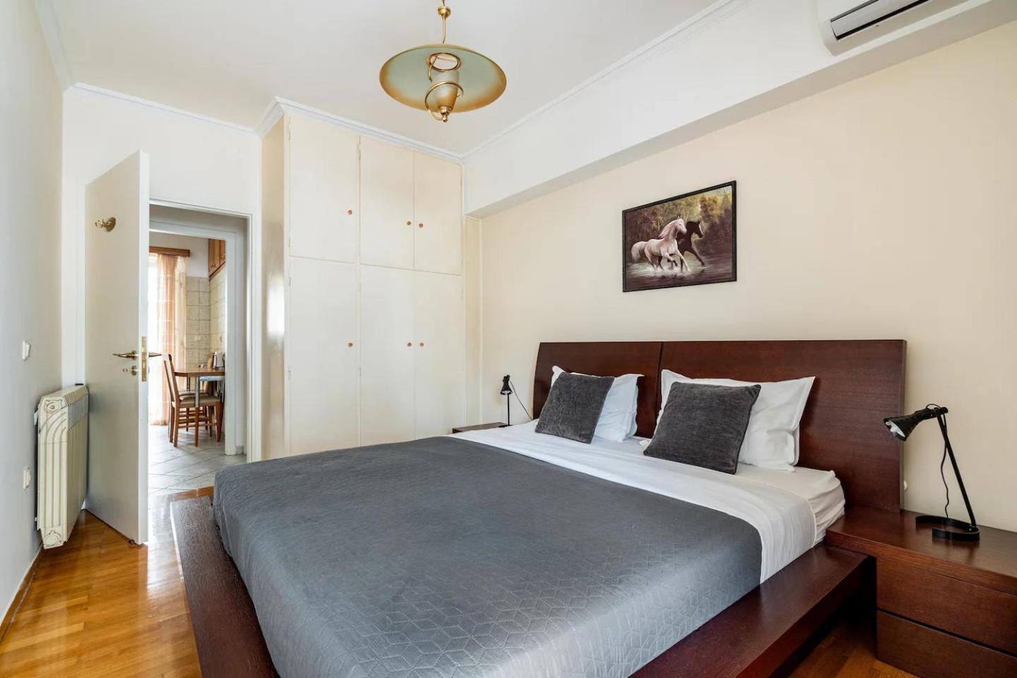 Live like an Athenian!