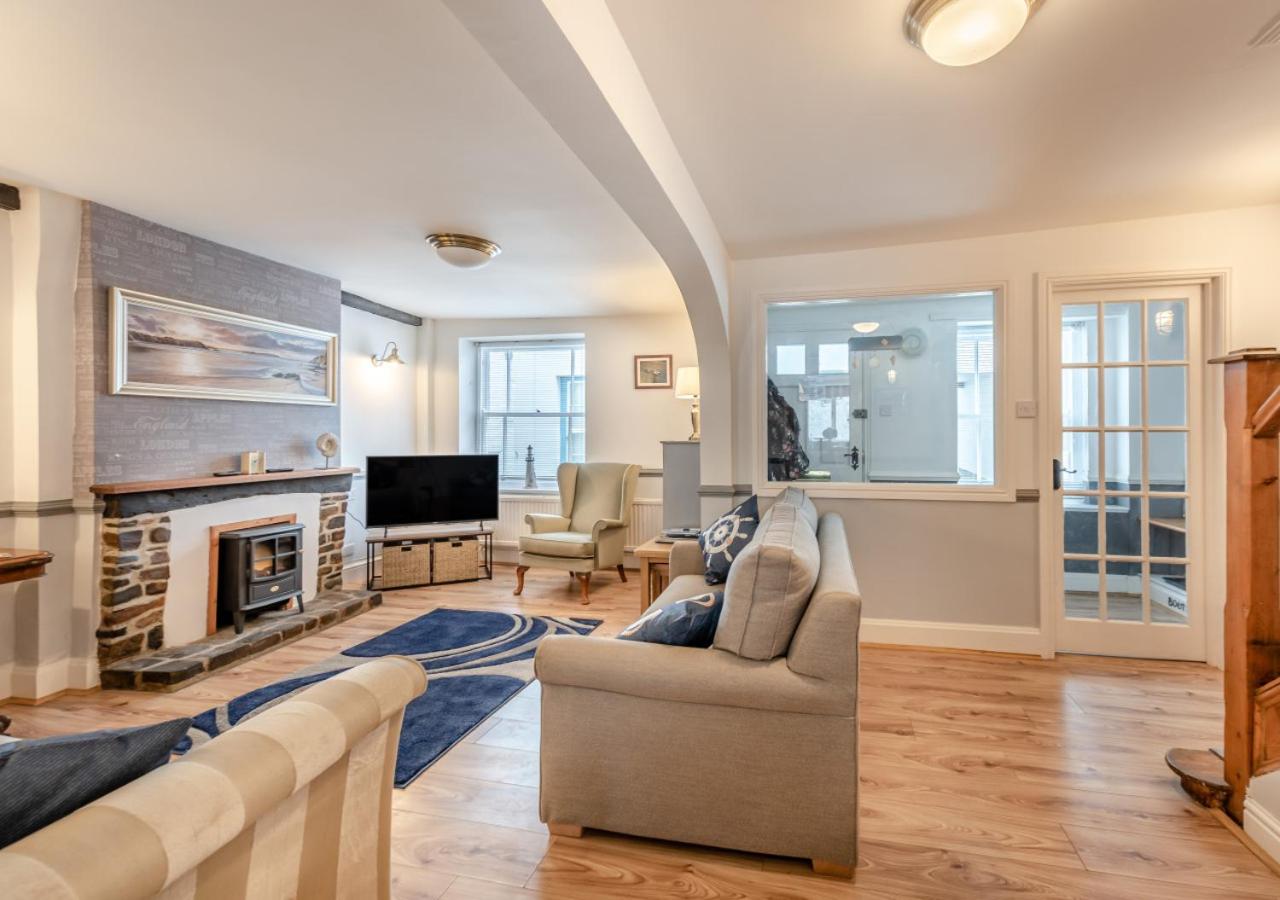 3 Bed in Appledore oc-phoe