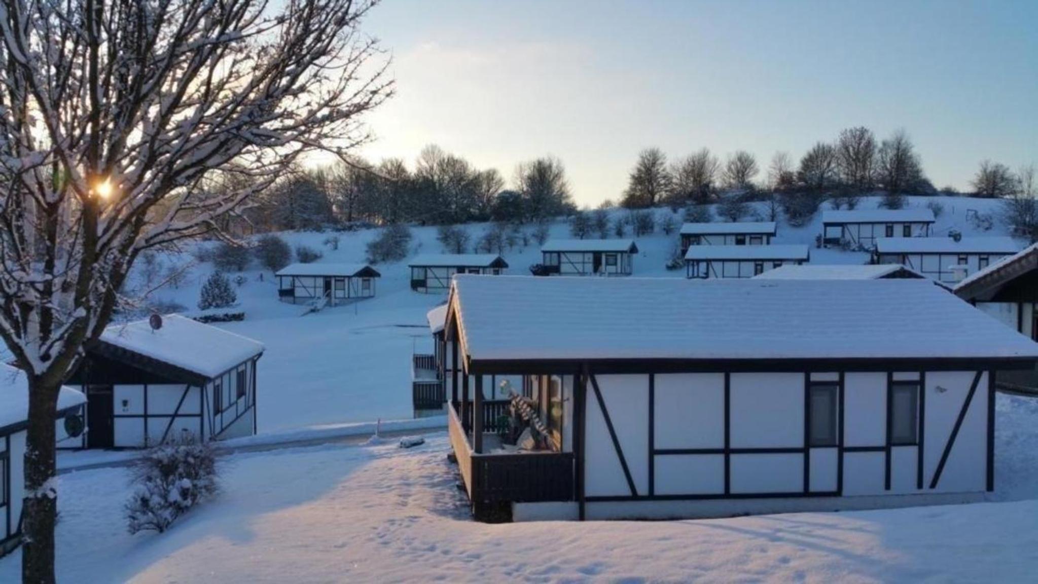 Gemütliches Ferienhaus Bungalow SixtyTwo in Dipperz-Dörmbach