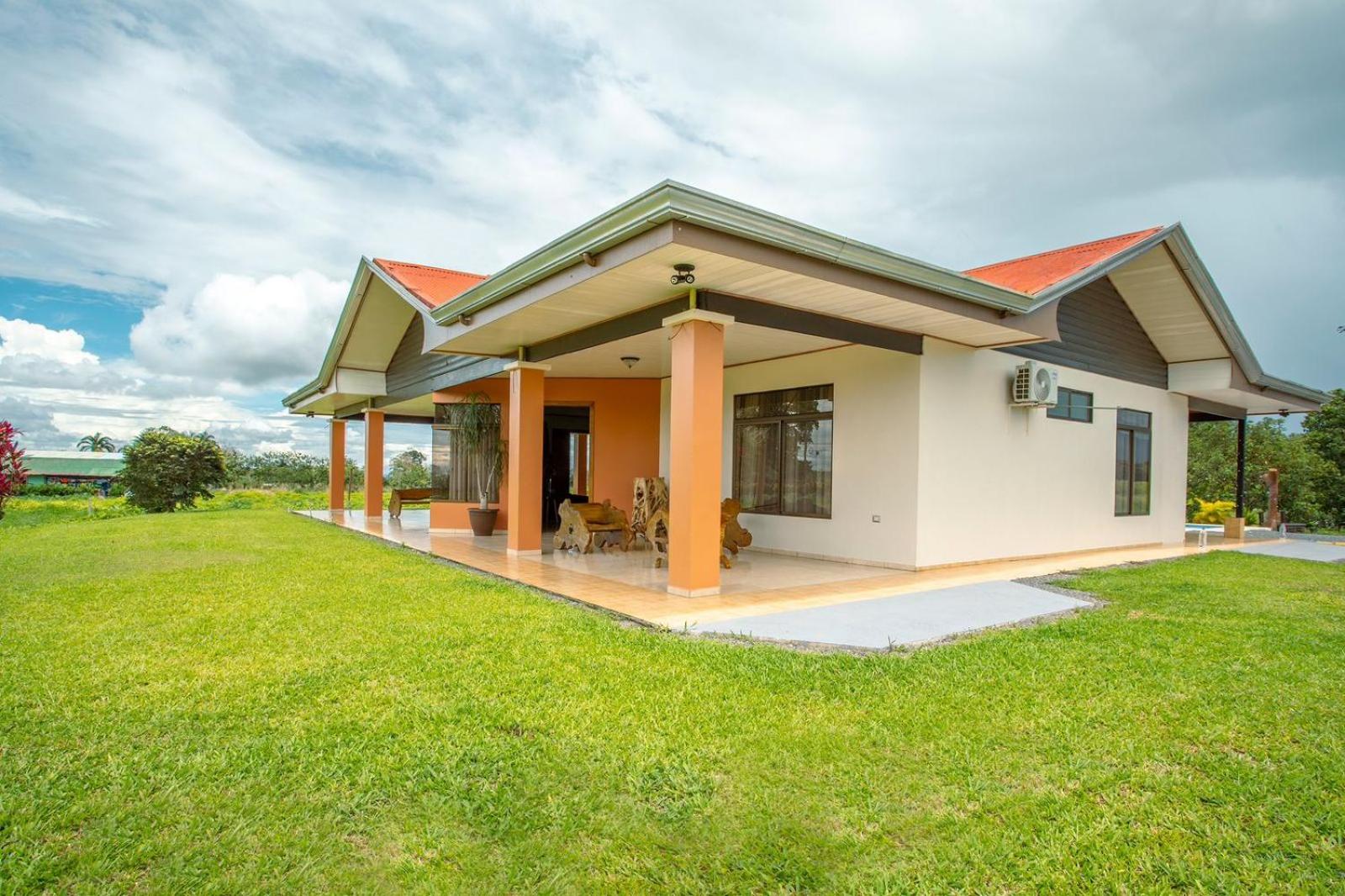 Casa Stela